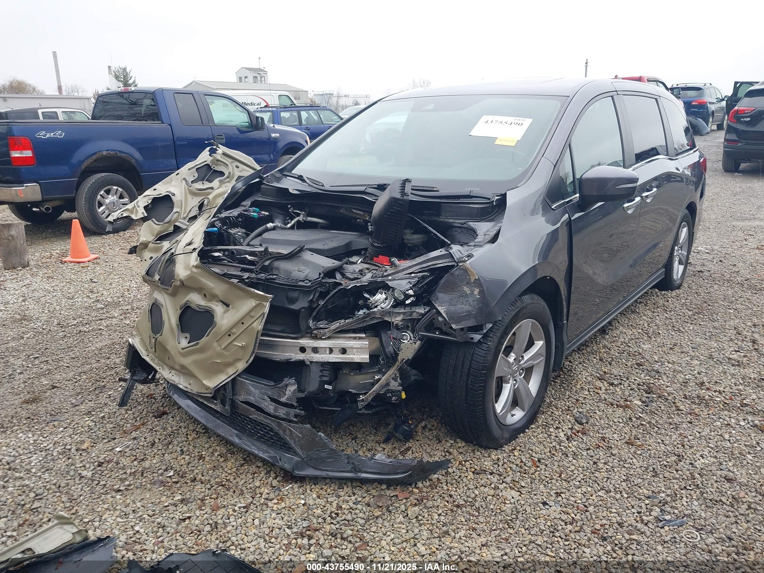 HONDA ODYSSEY image 2