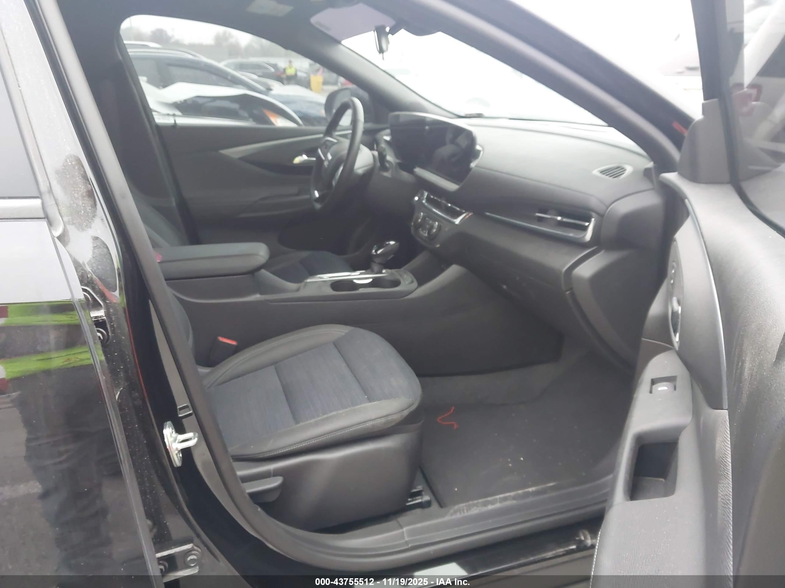 BUICK ENVISTA image 5