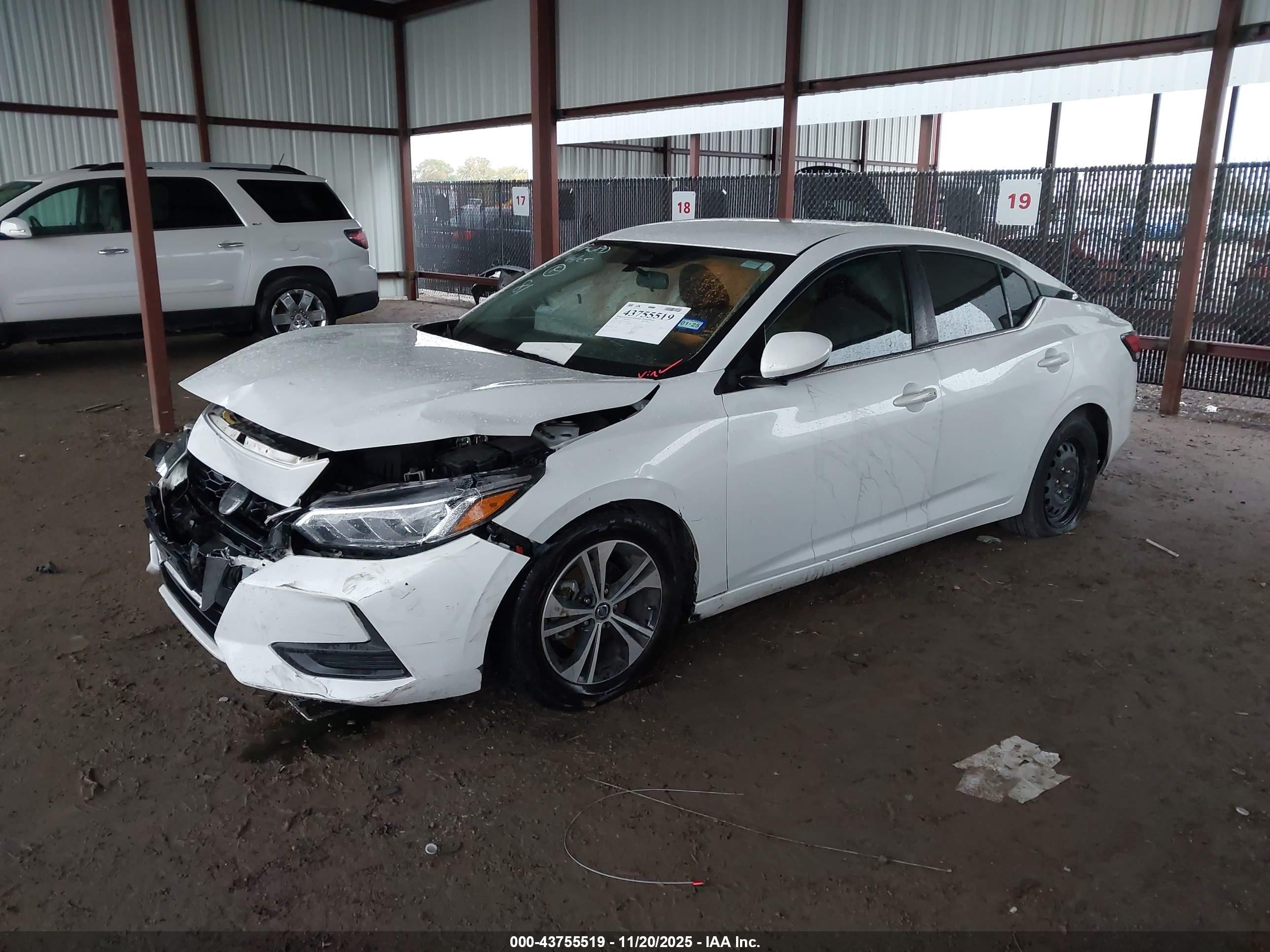 NISSAN SENTRA image 2