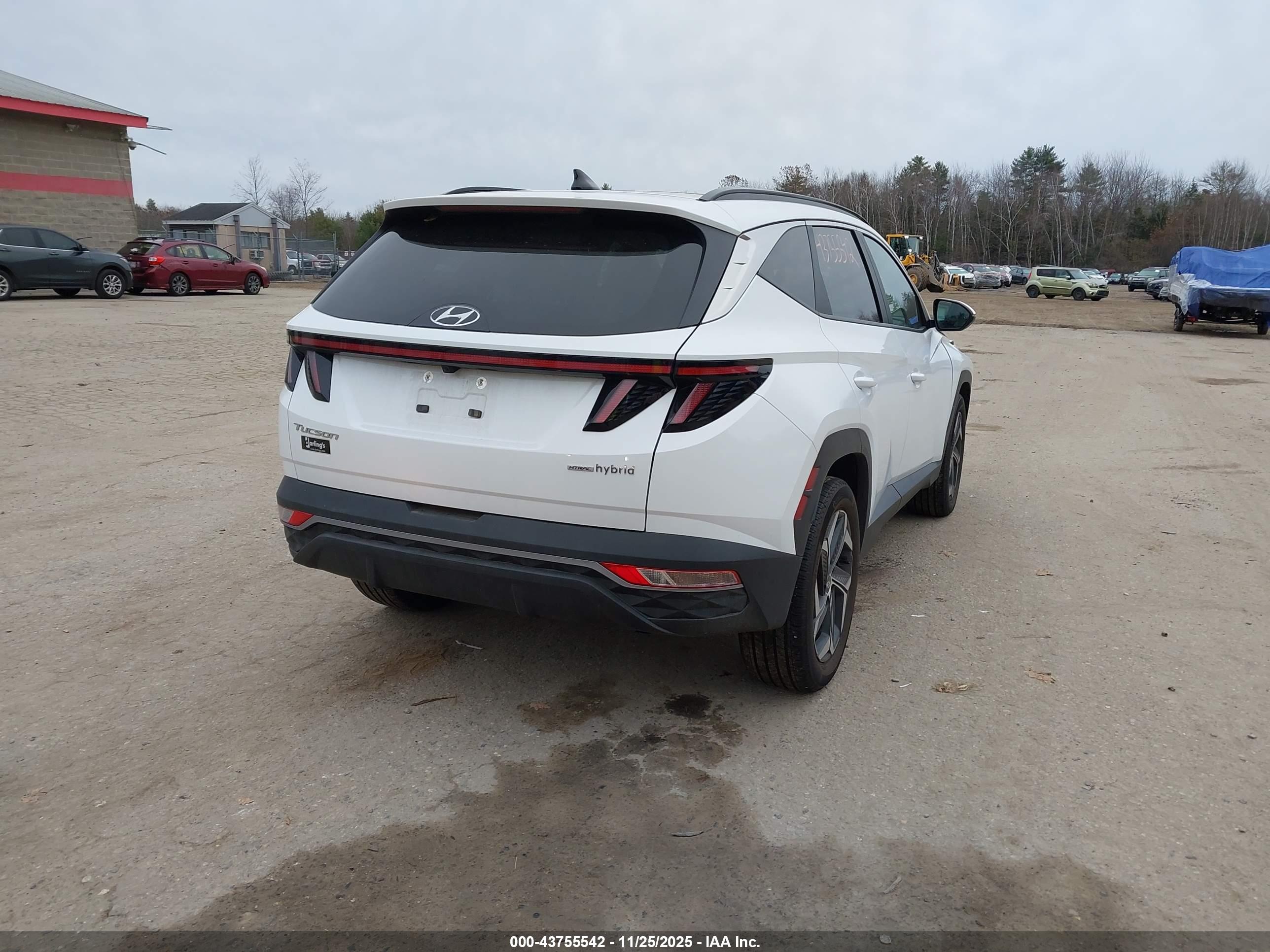 HYUNDAI TUCSON image 4