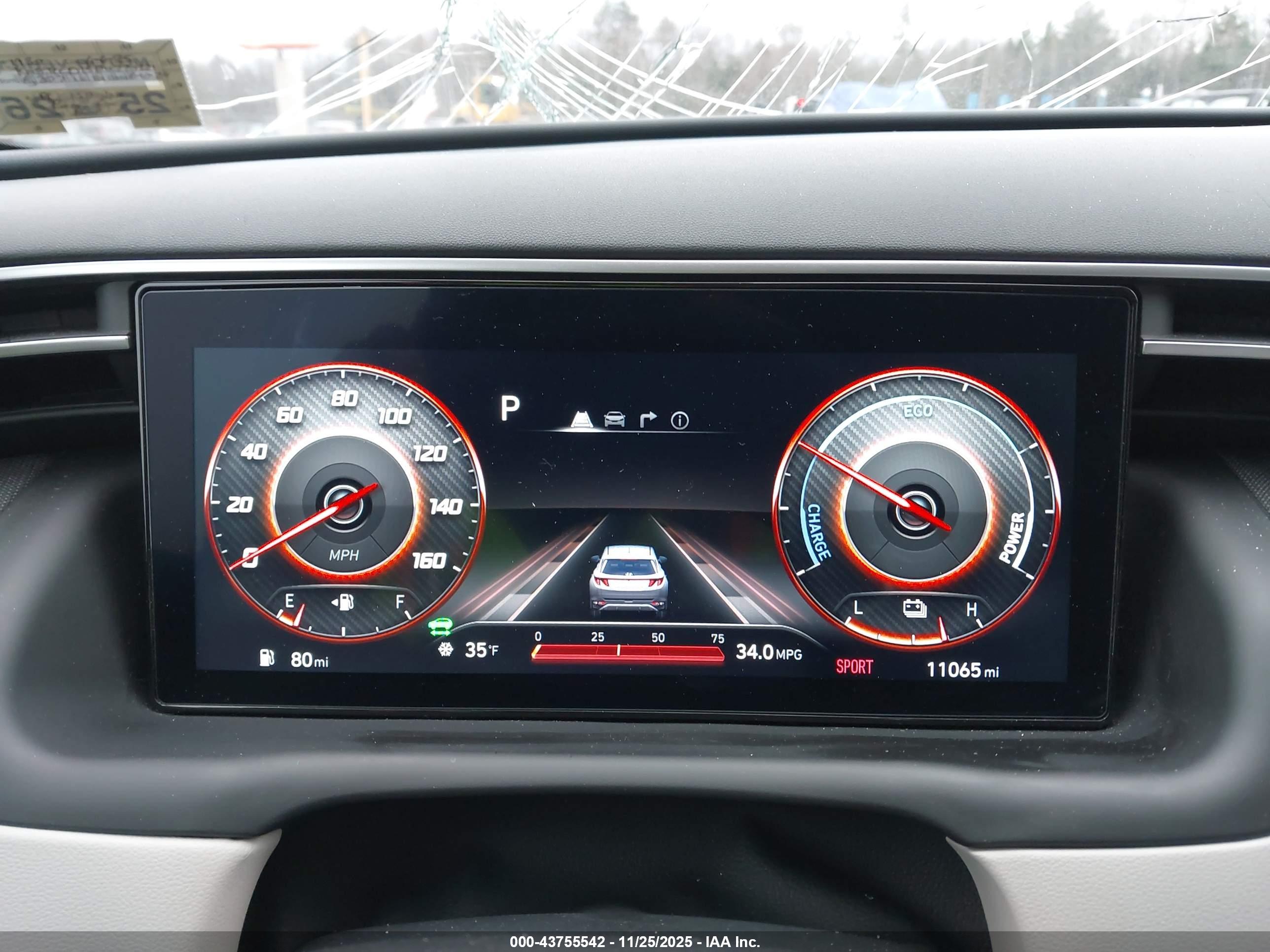 HYUNDAI TUCSON image 7