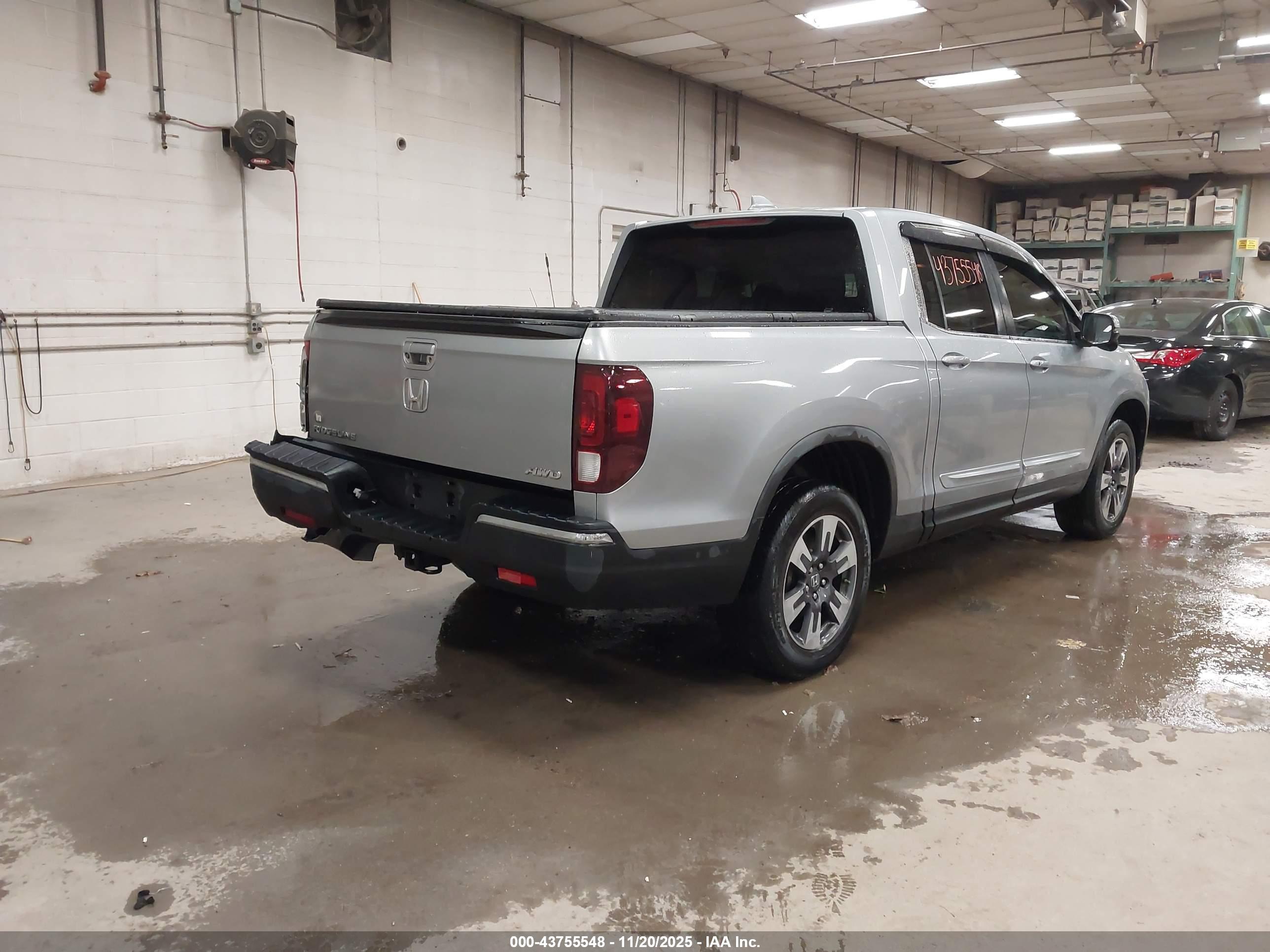 HONDA RIDGELINE image 4