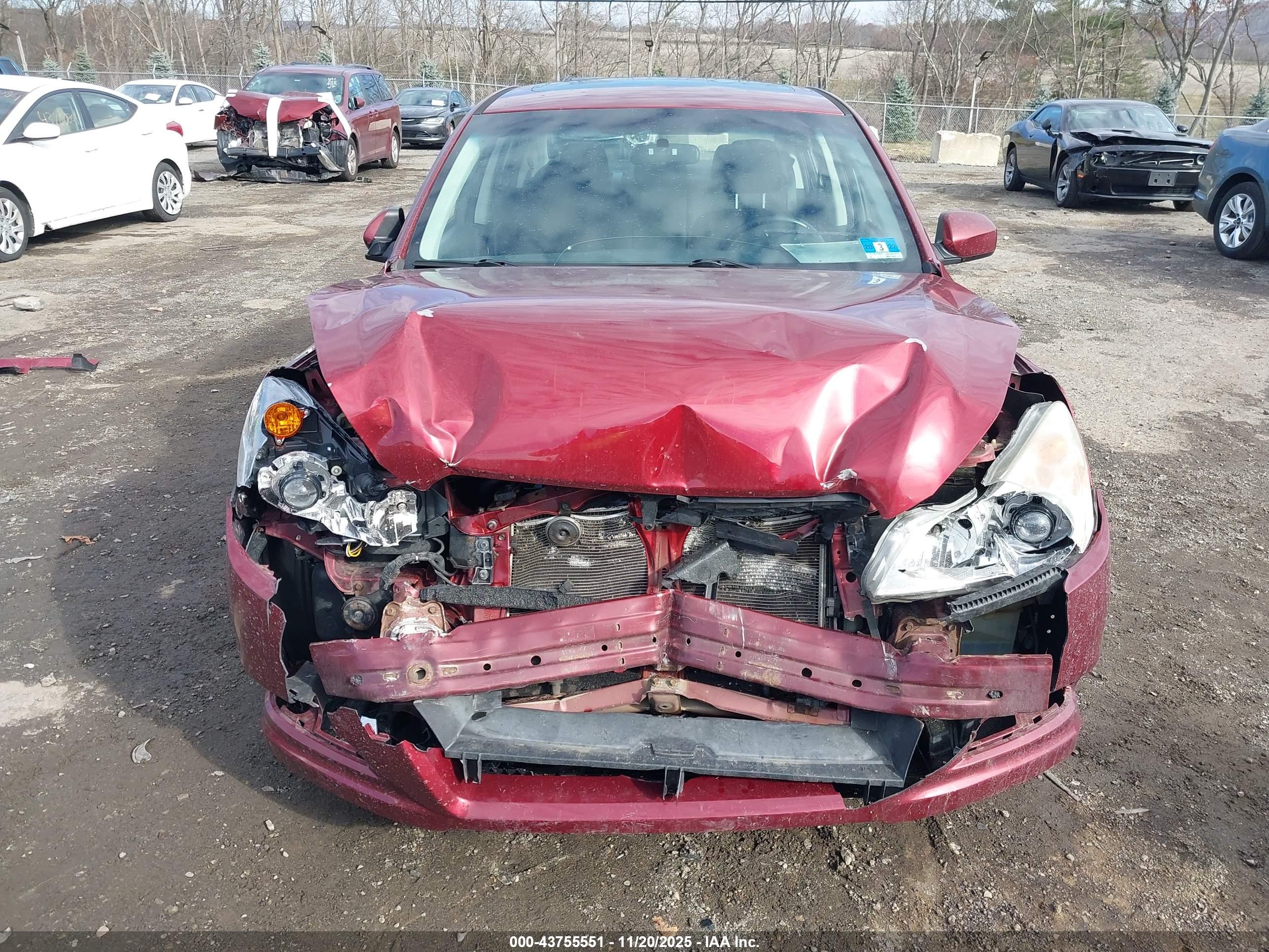 SUBARU LEGACY image 6