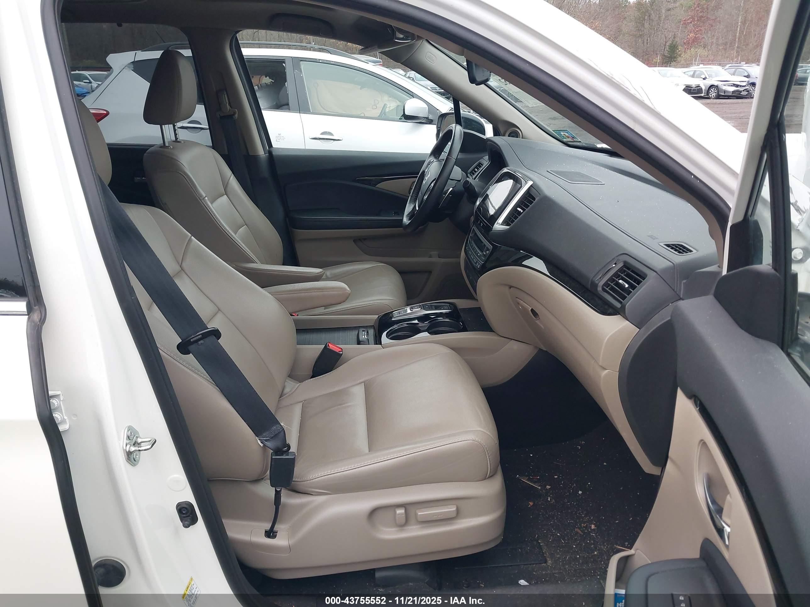 HONDA PILOT image 5