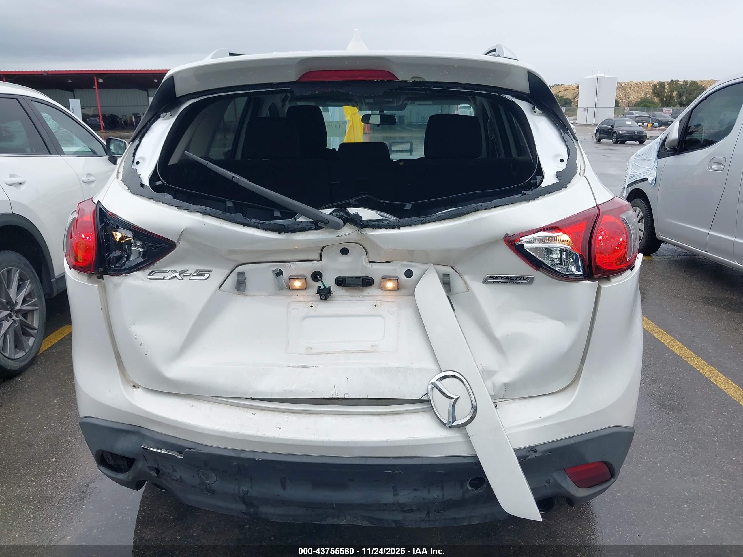 MAZDA CX-5 image 6