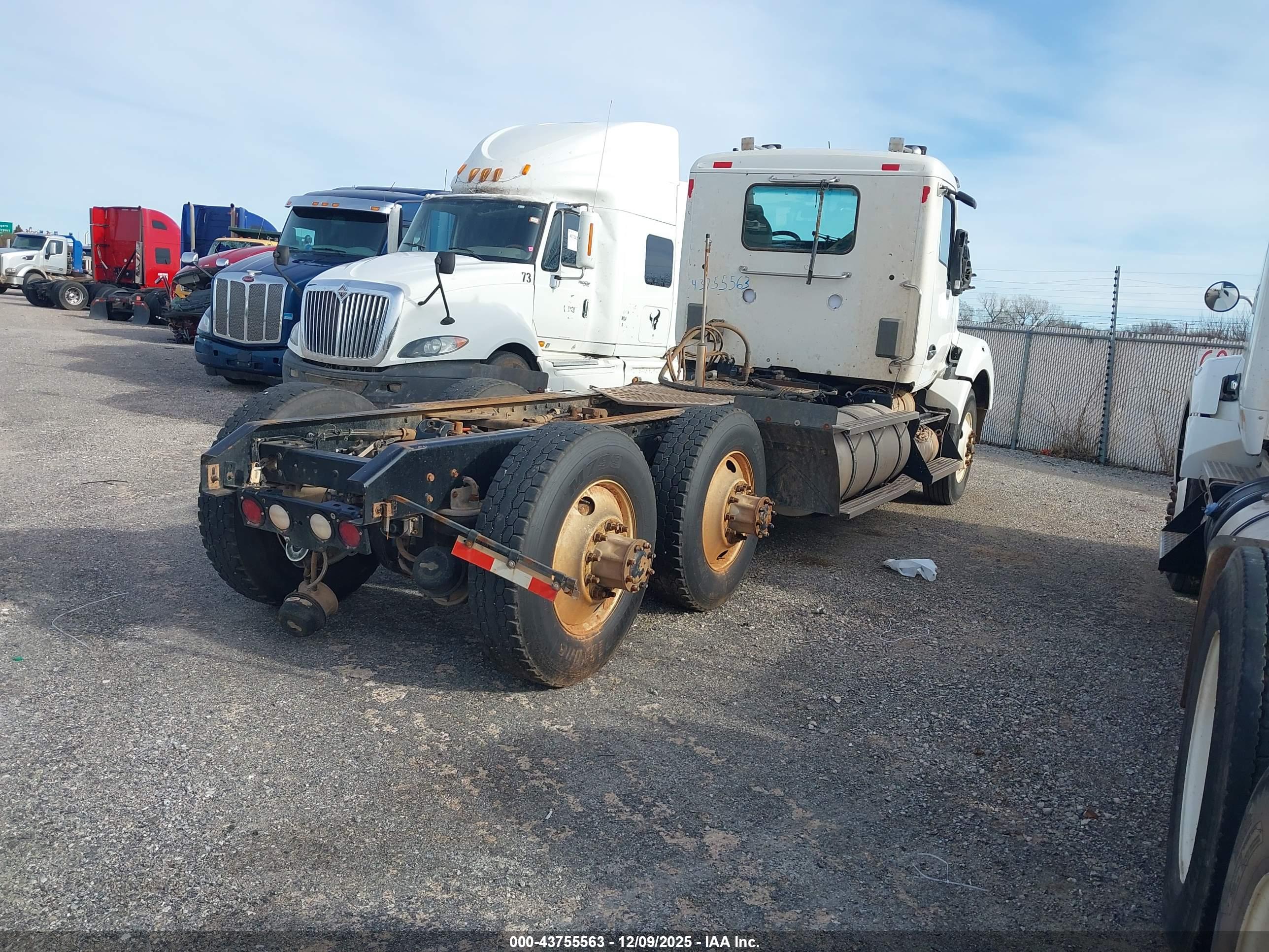 KENWORTH T880 image 4
