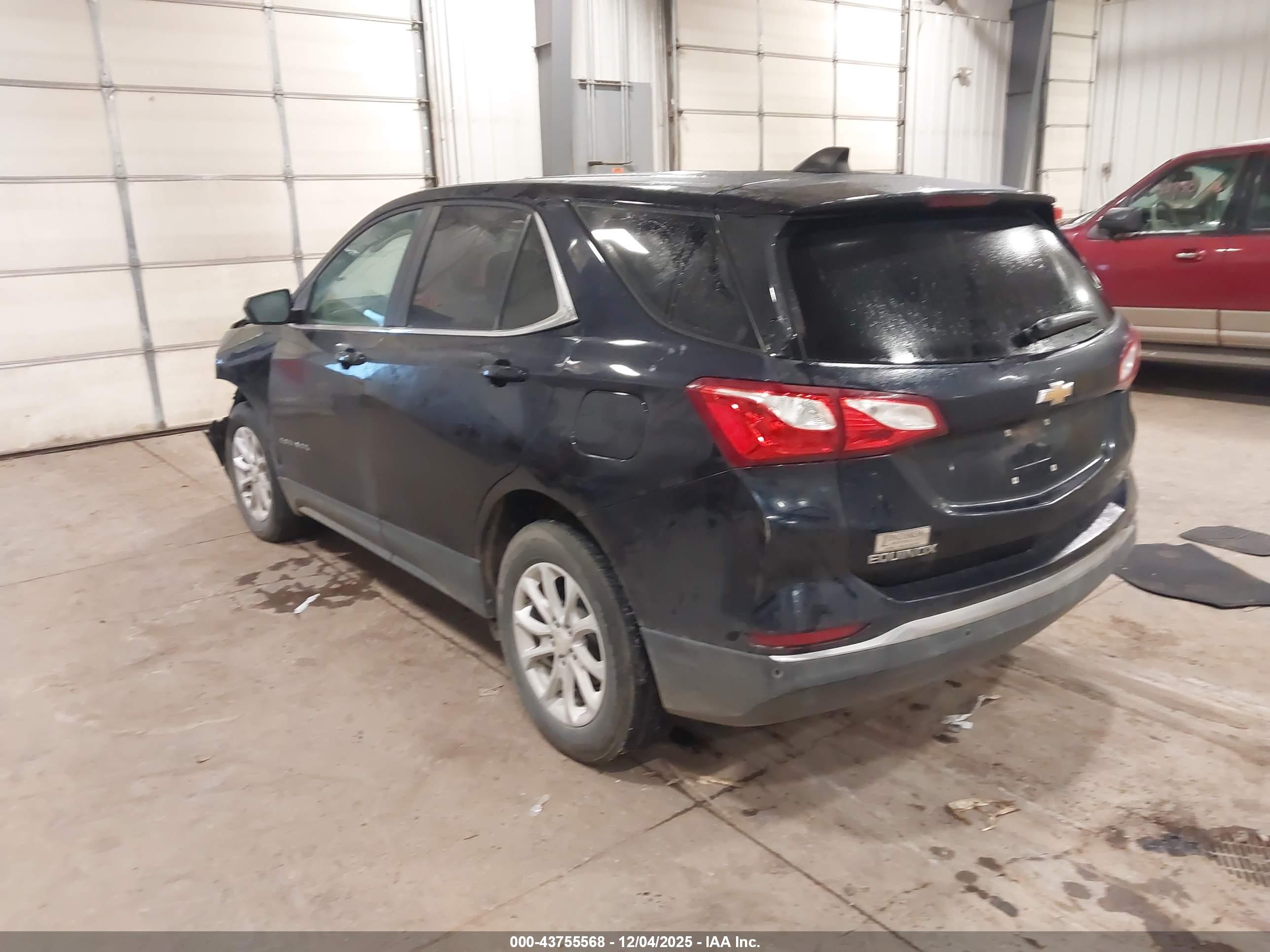 CHEVROLET EQUINOX image 3