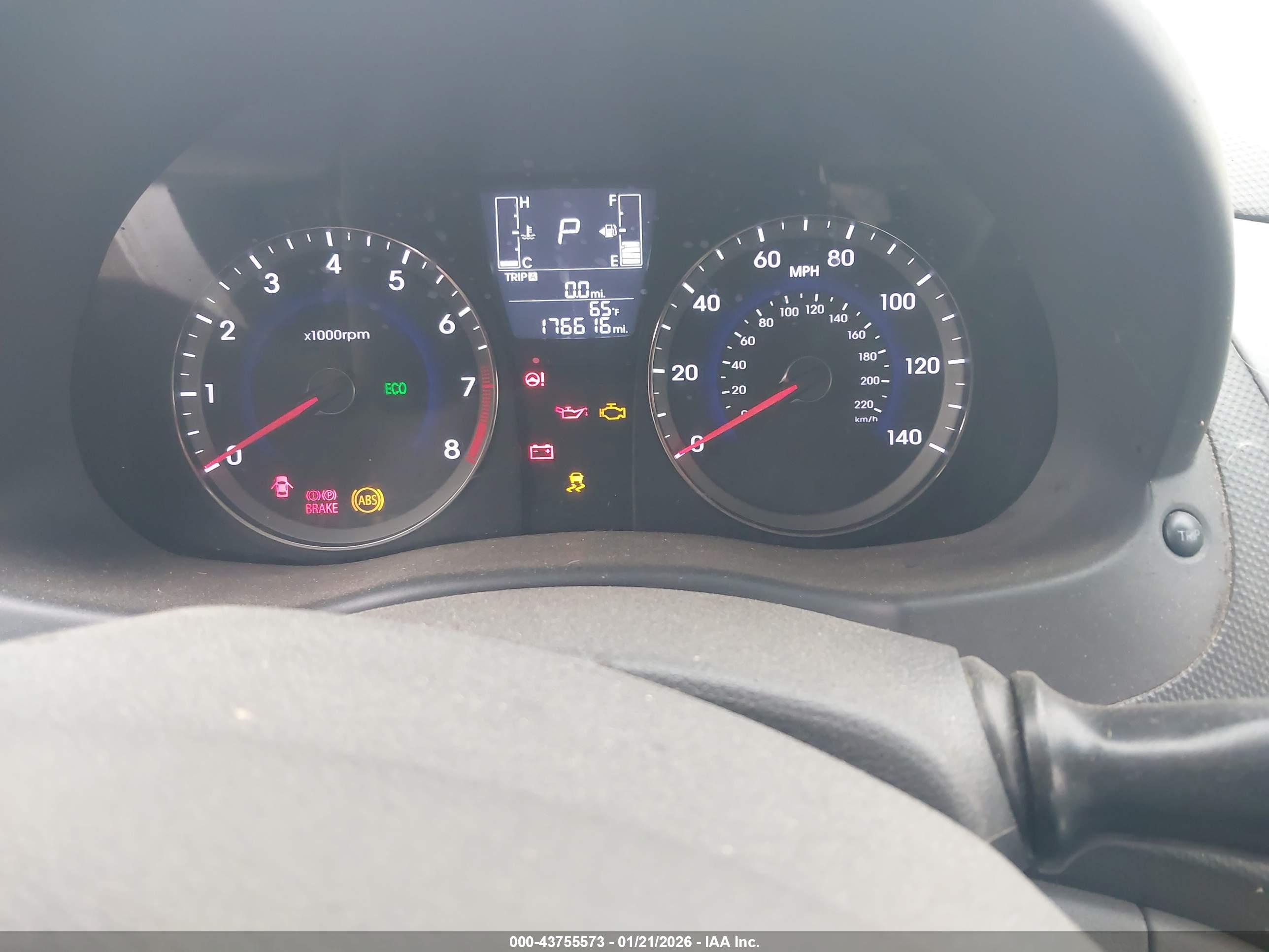 HYUNDAI ACCENT image 7