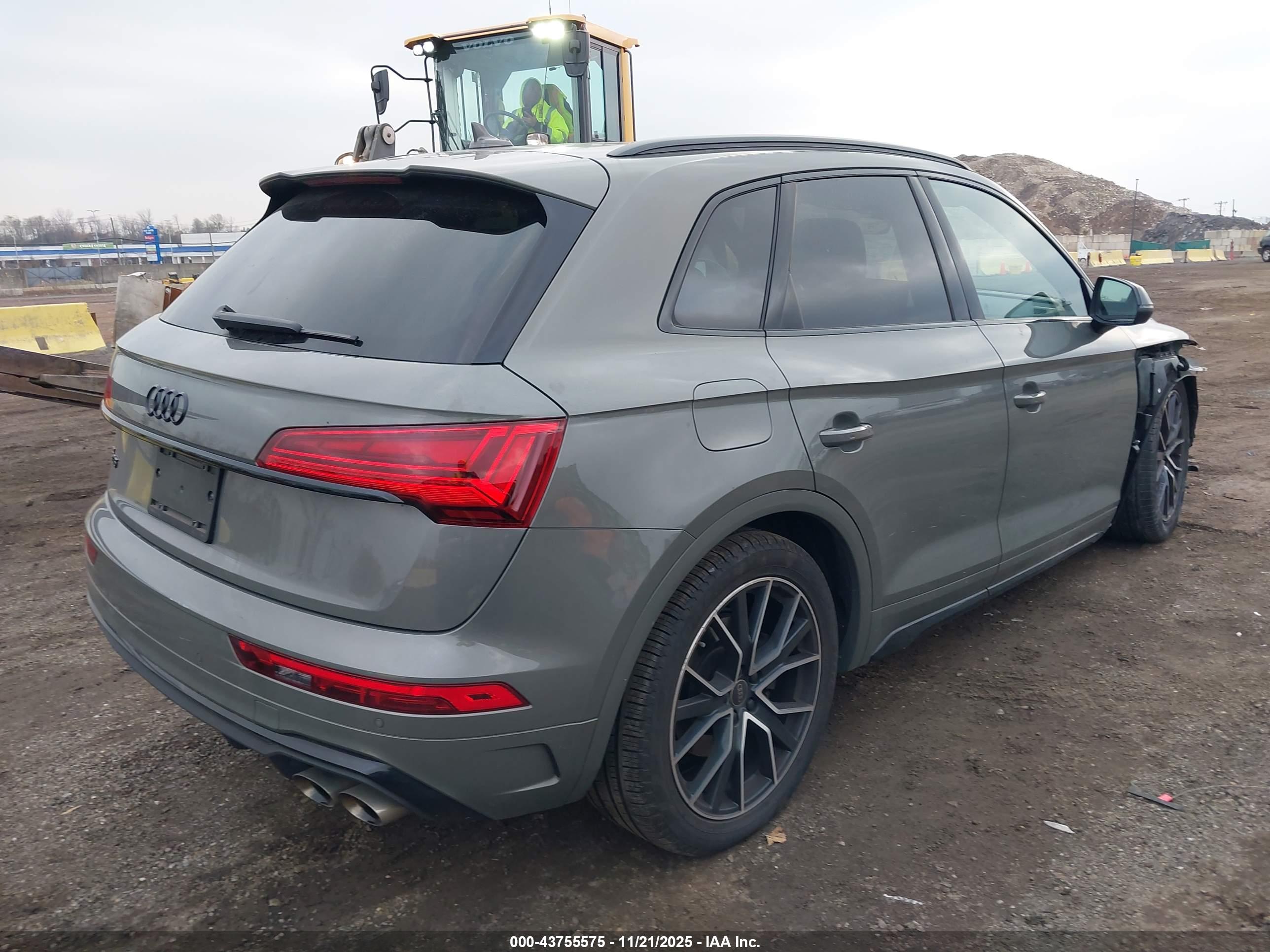 AUDI SQ5 image 4
