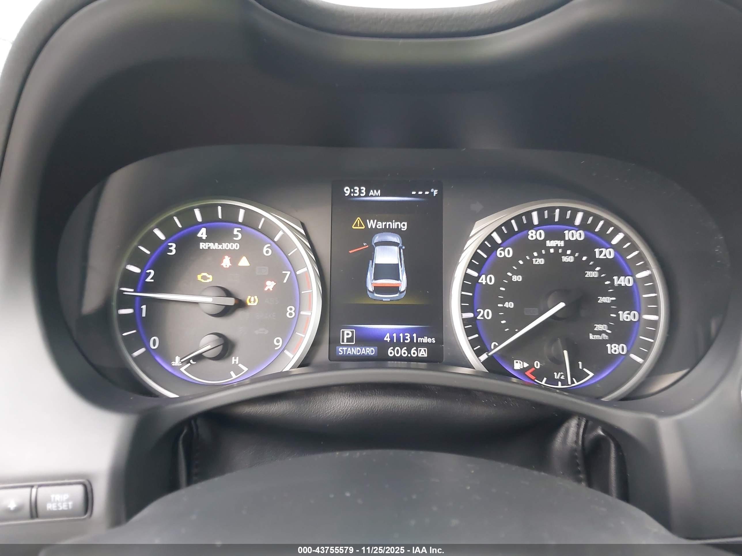 INFINITI Q60 image 7