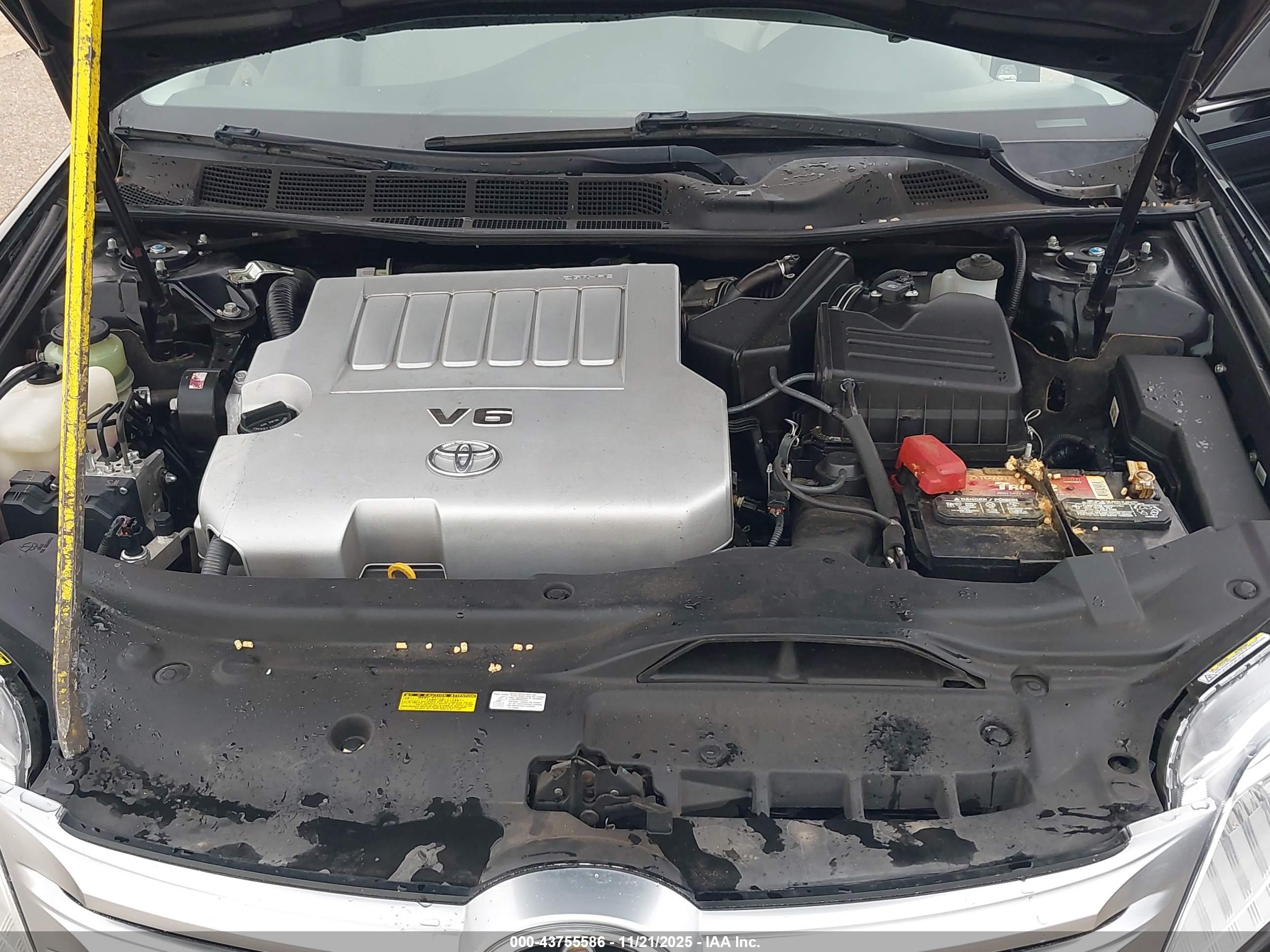 TOYOTA AVALON image 10