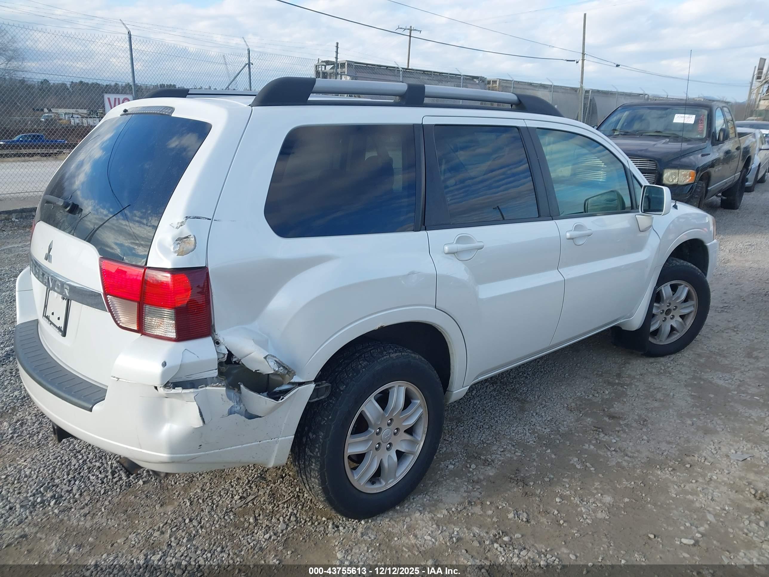 MITSUBISHI ENDEAVOR image 4