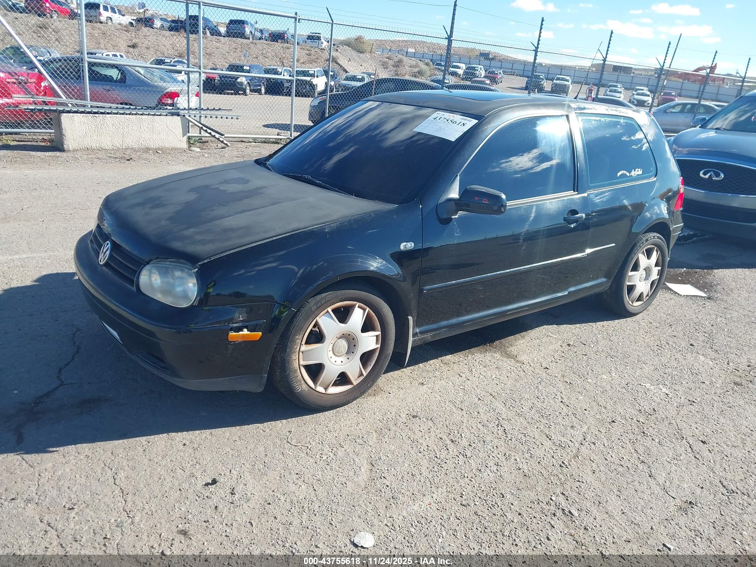 VOLKSWAGEN GTI image 2