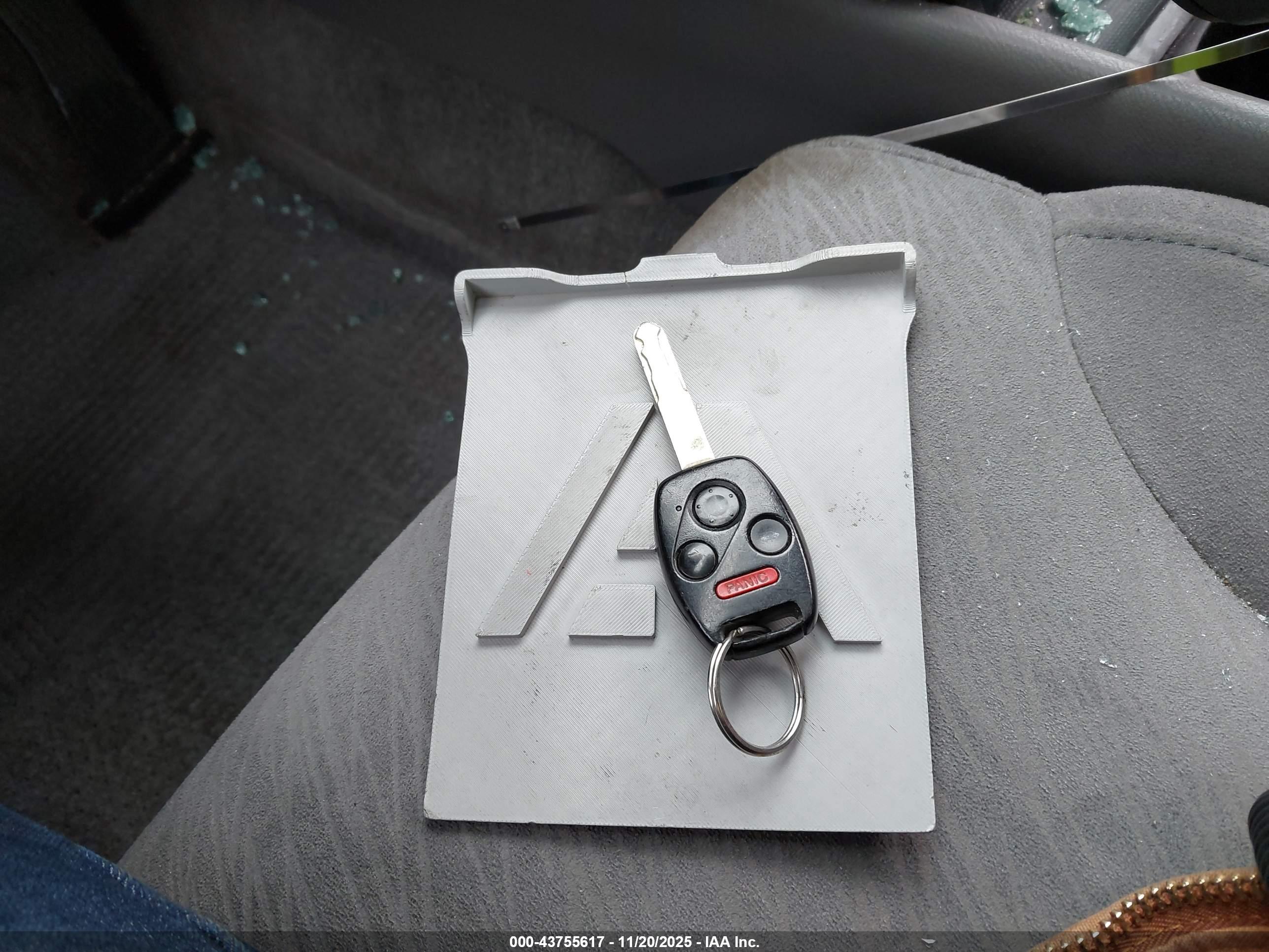 HONDA CIVIC image 11