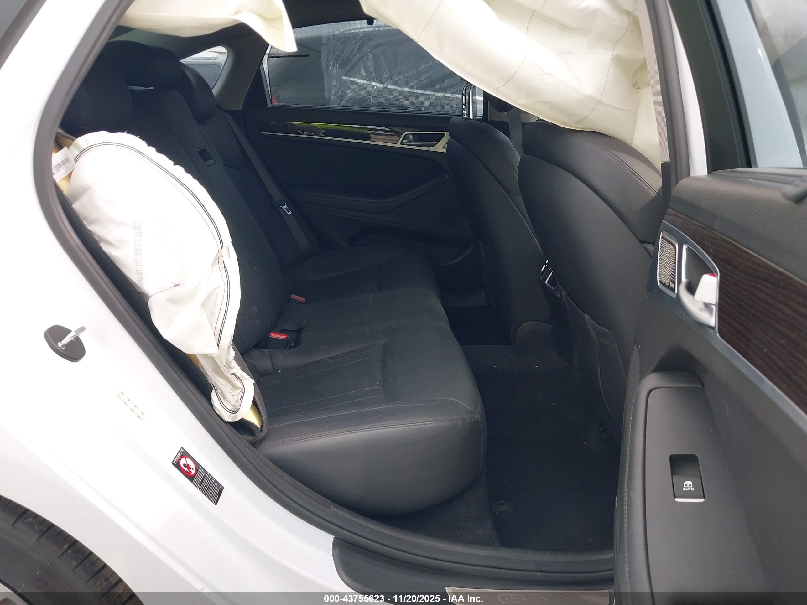 GENESIS G80 image 8