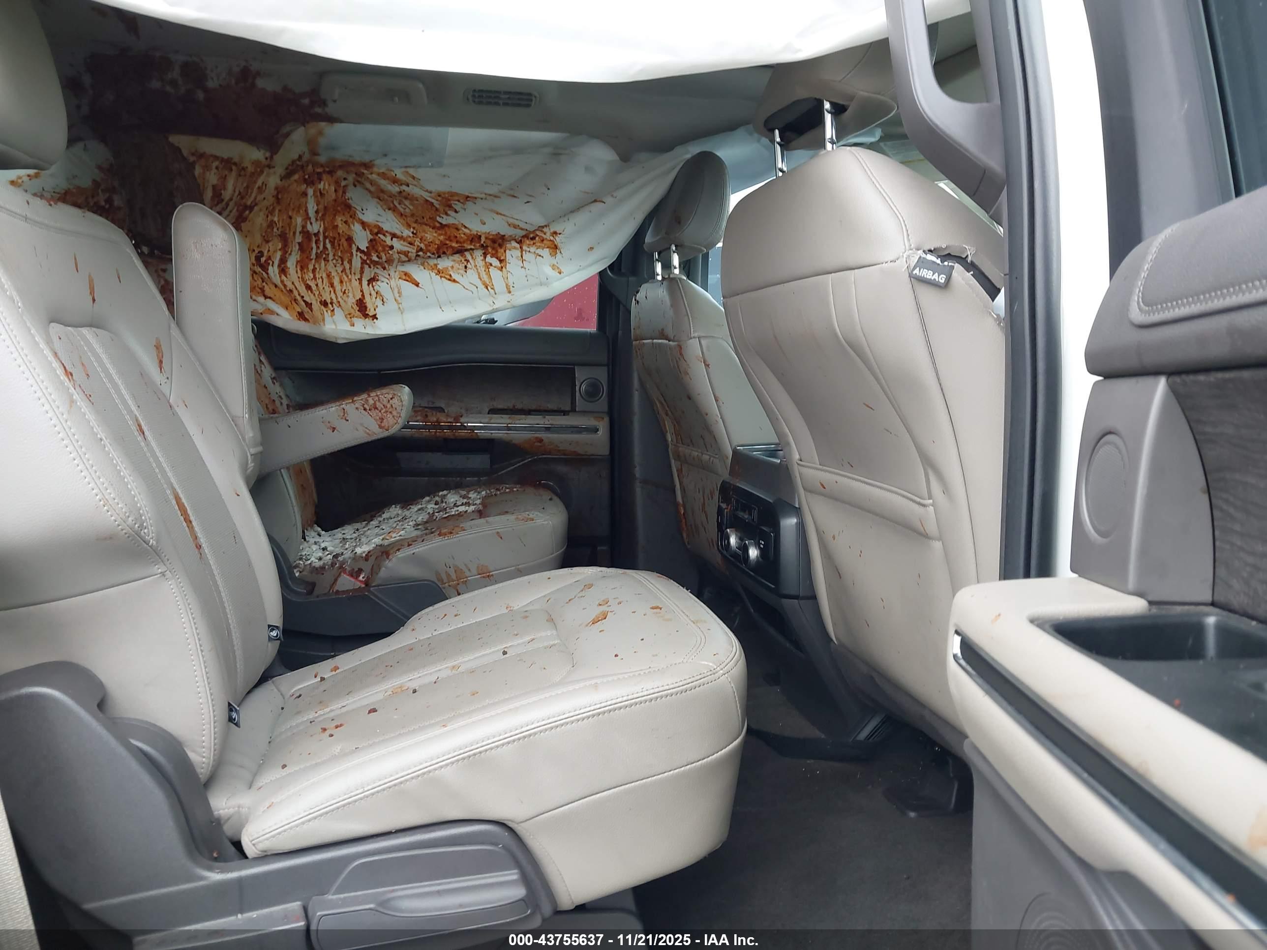 FORD EXPEDITION image 8