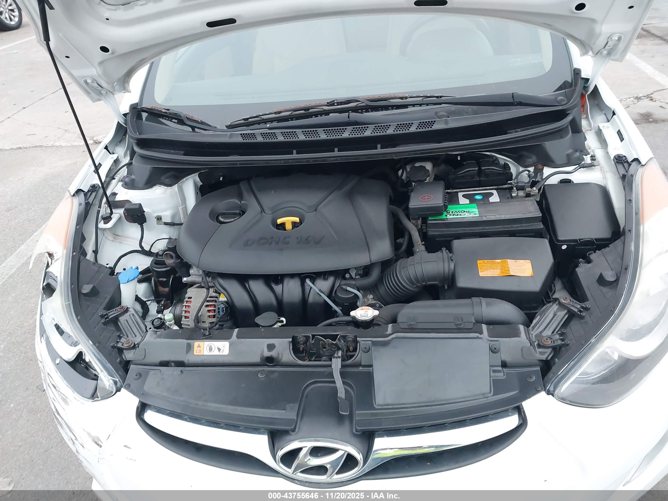 HYUNDAI ELANTRA image 10