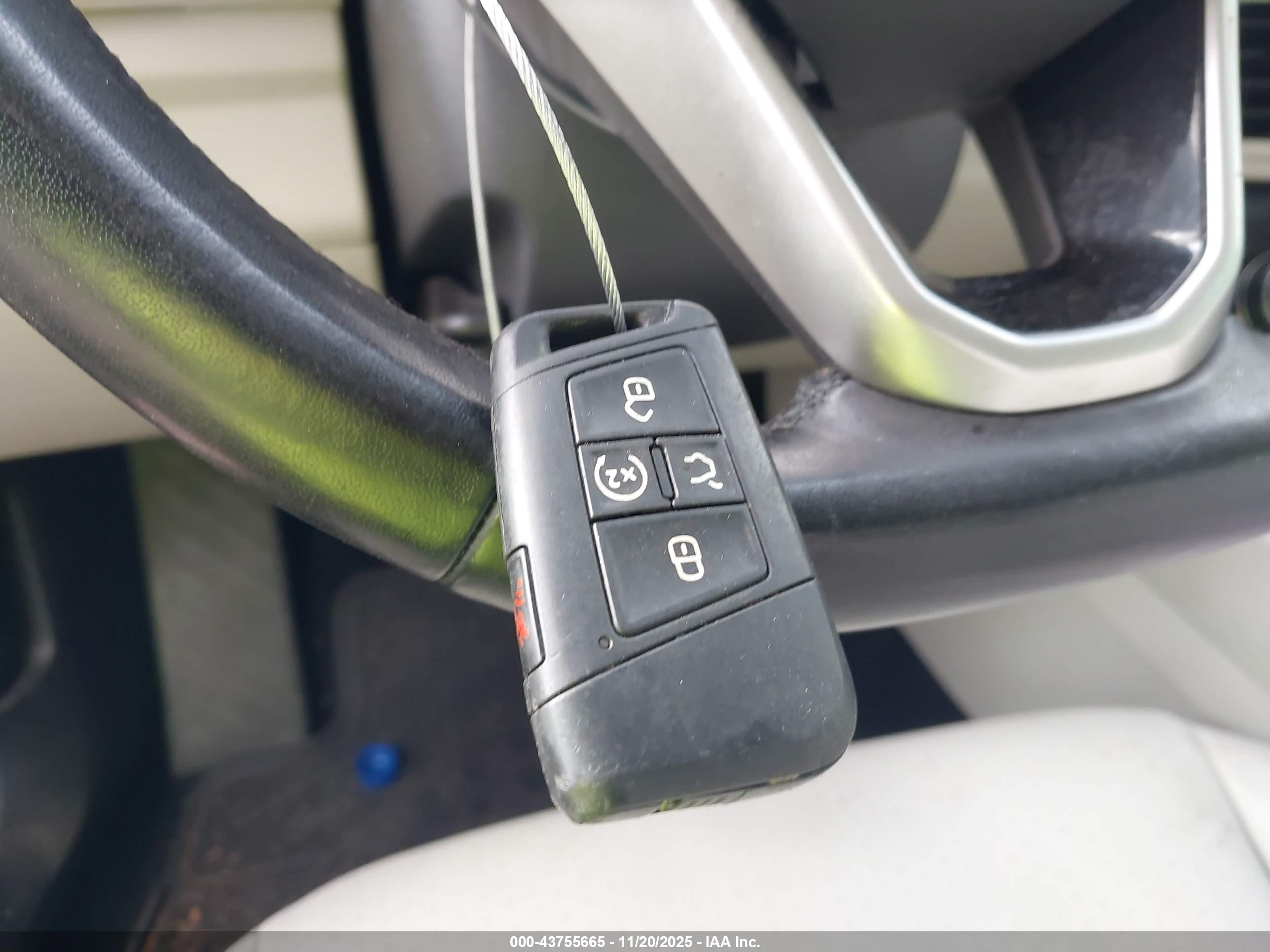 VOLKSWAGEN JETTA image 11