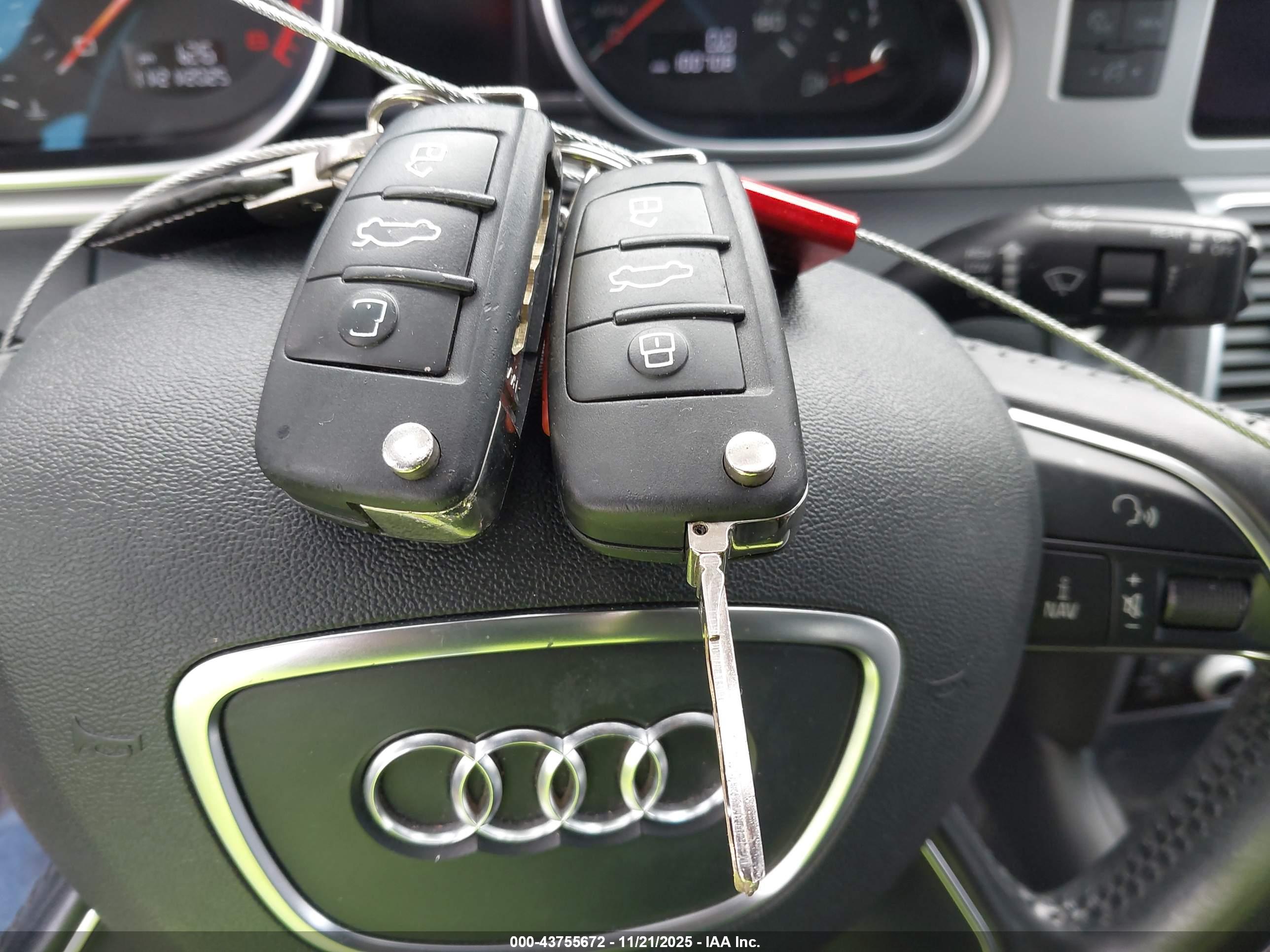 AUDI Q7 image 11
