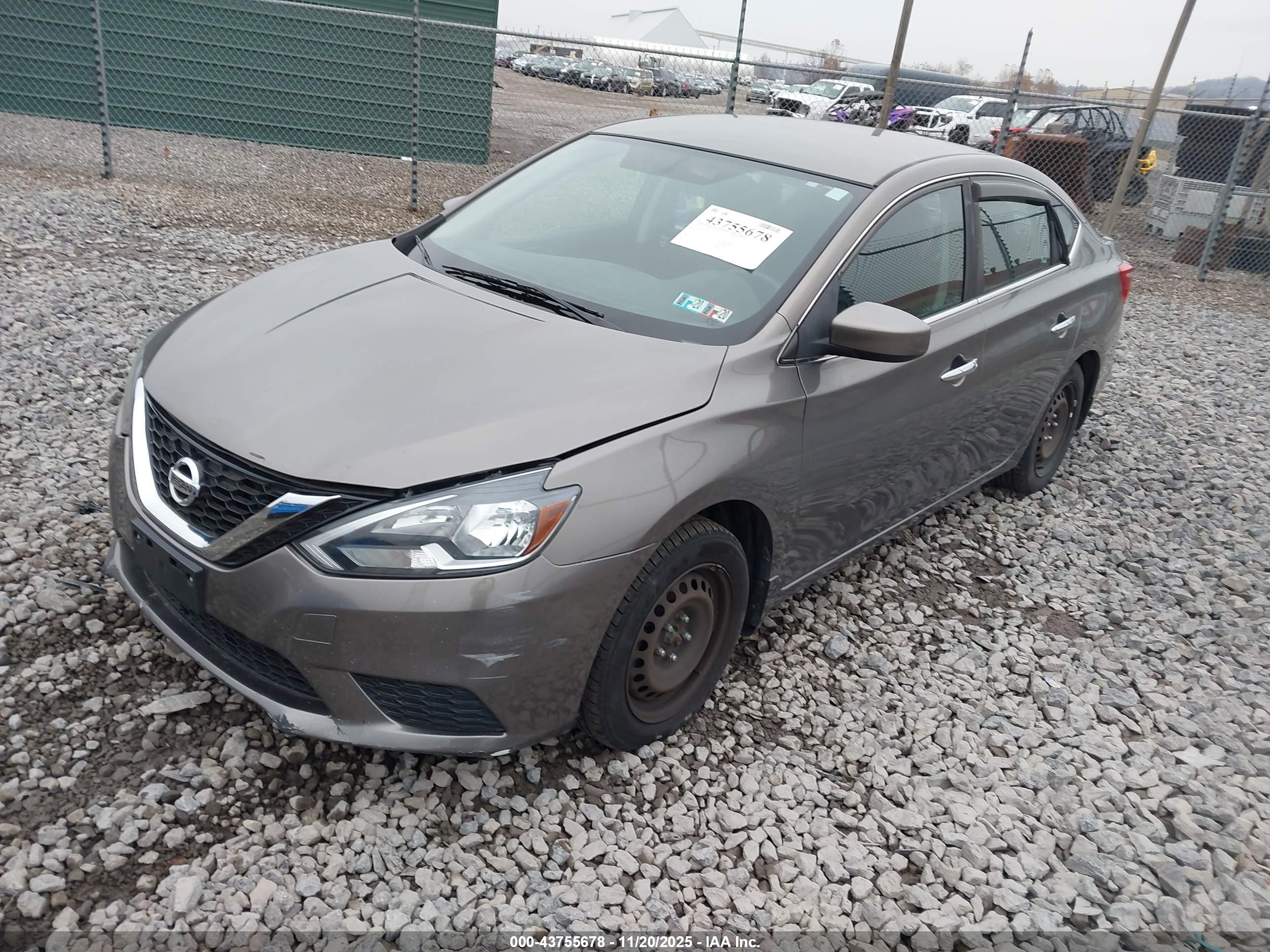 NISSAN SENTRA image 2
