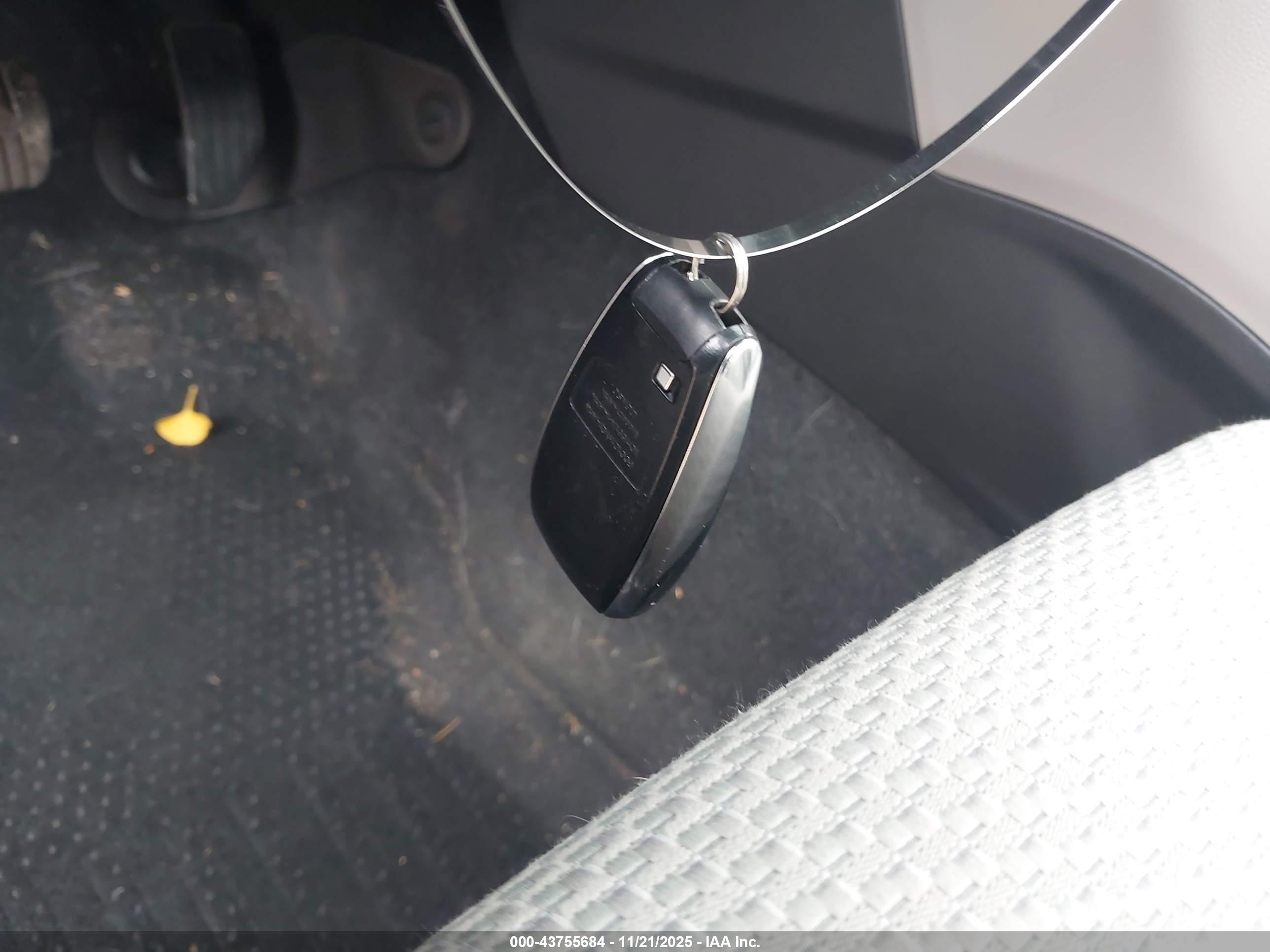 SUBARU FORESTER image 11