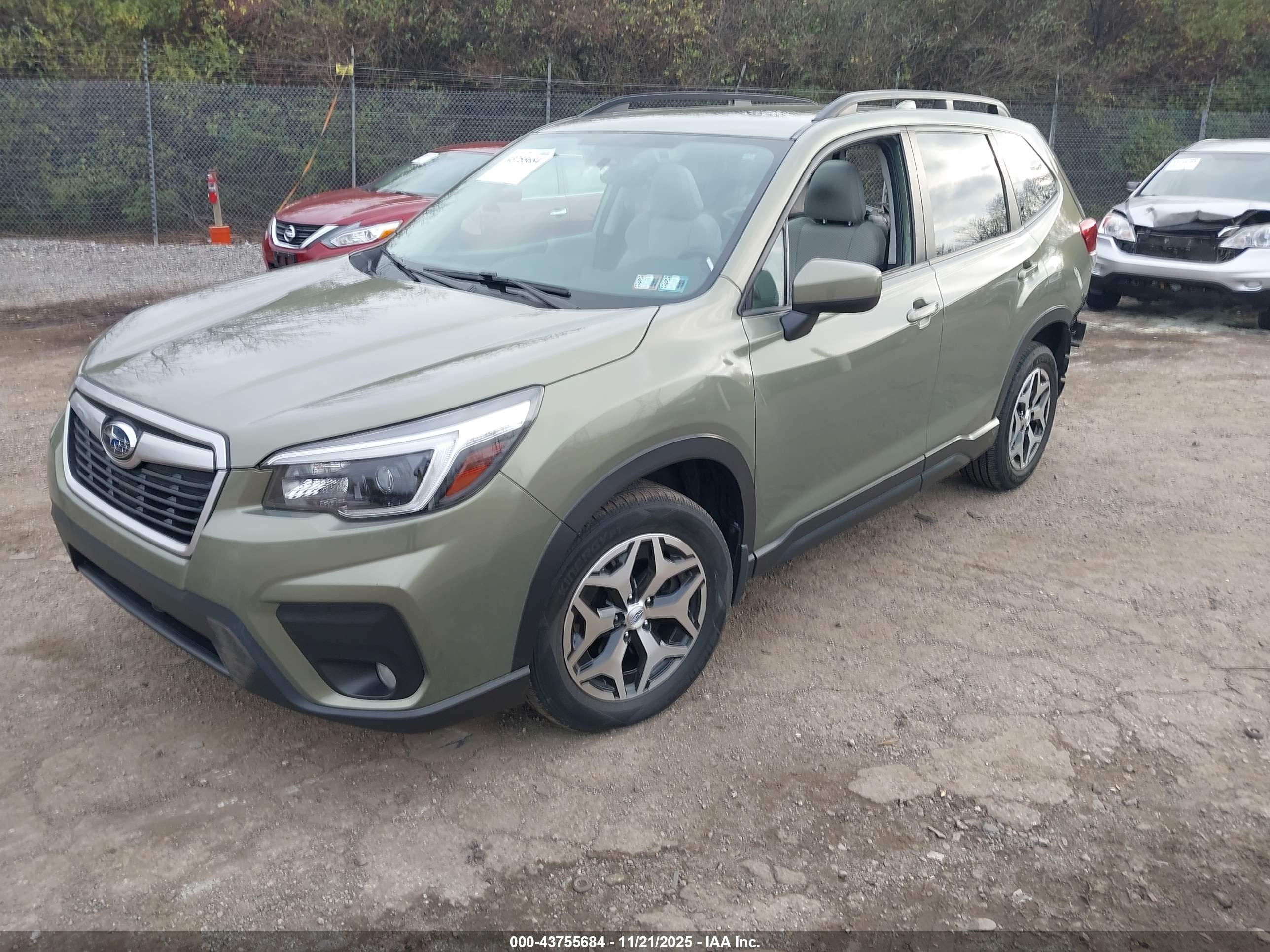 SUBARU FORESTER image 2