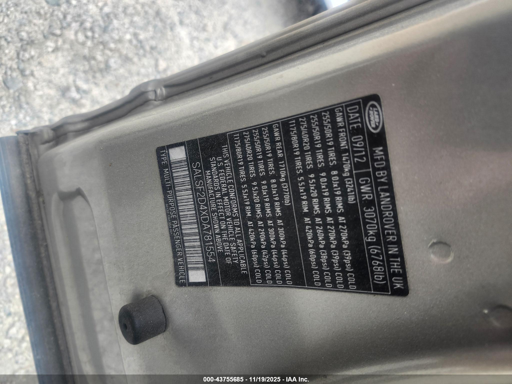 LAND ROVER image 9