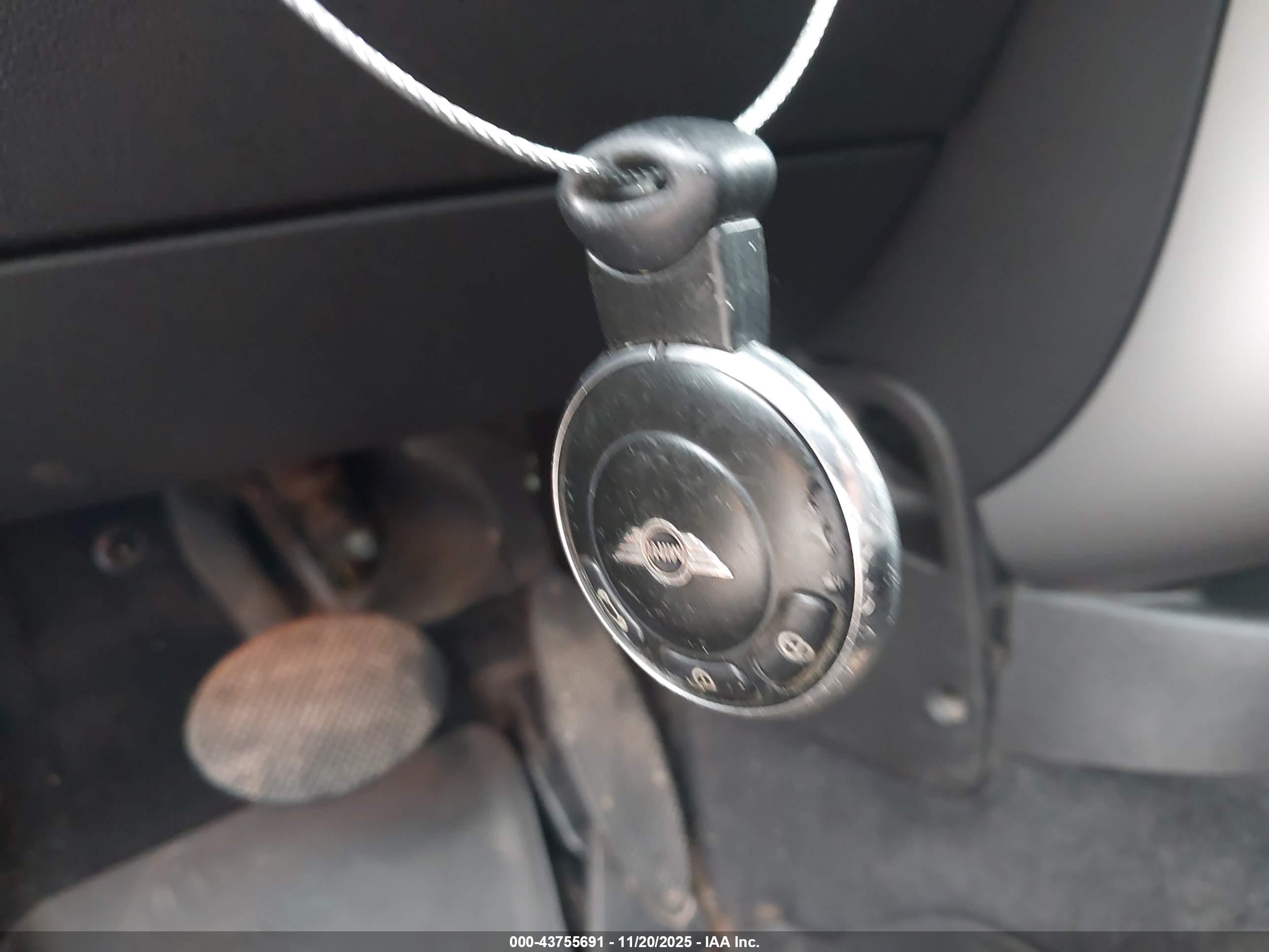 MINI COOPER image 11