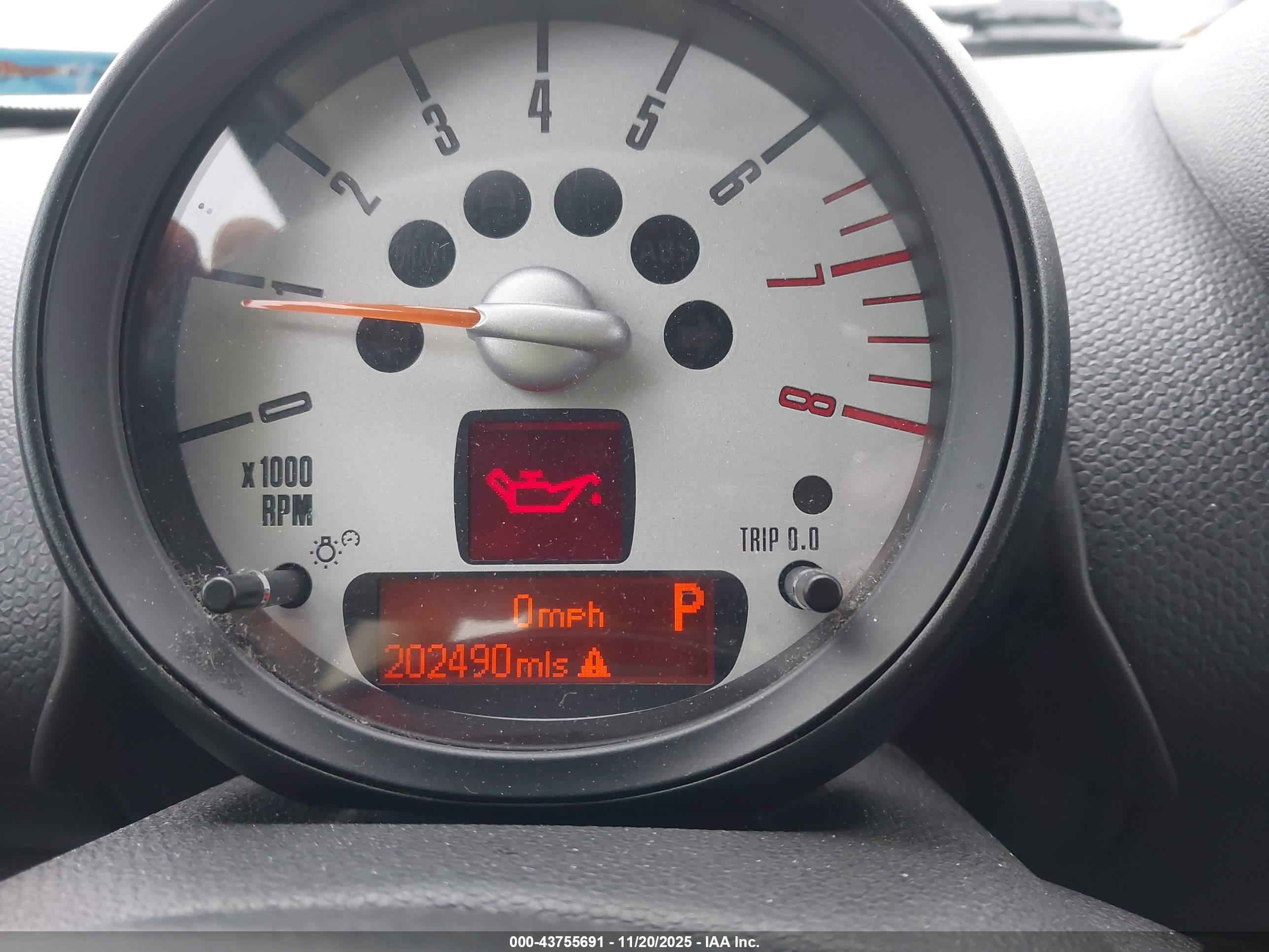 MINI COOPER image 7