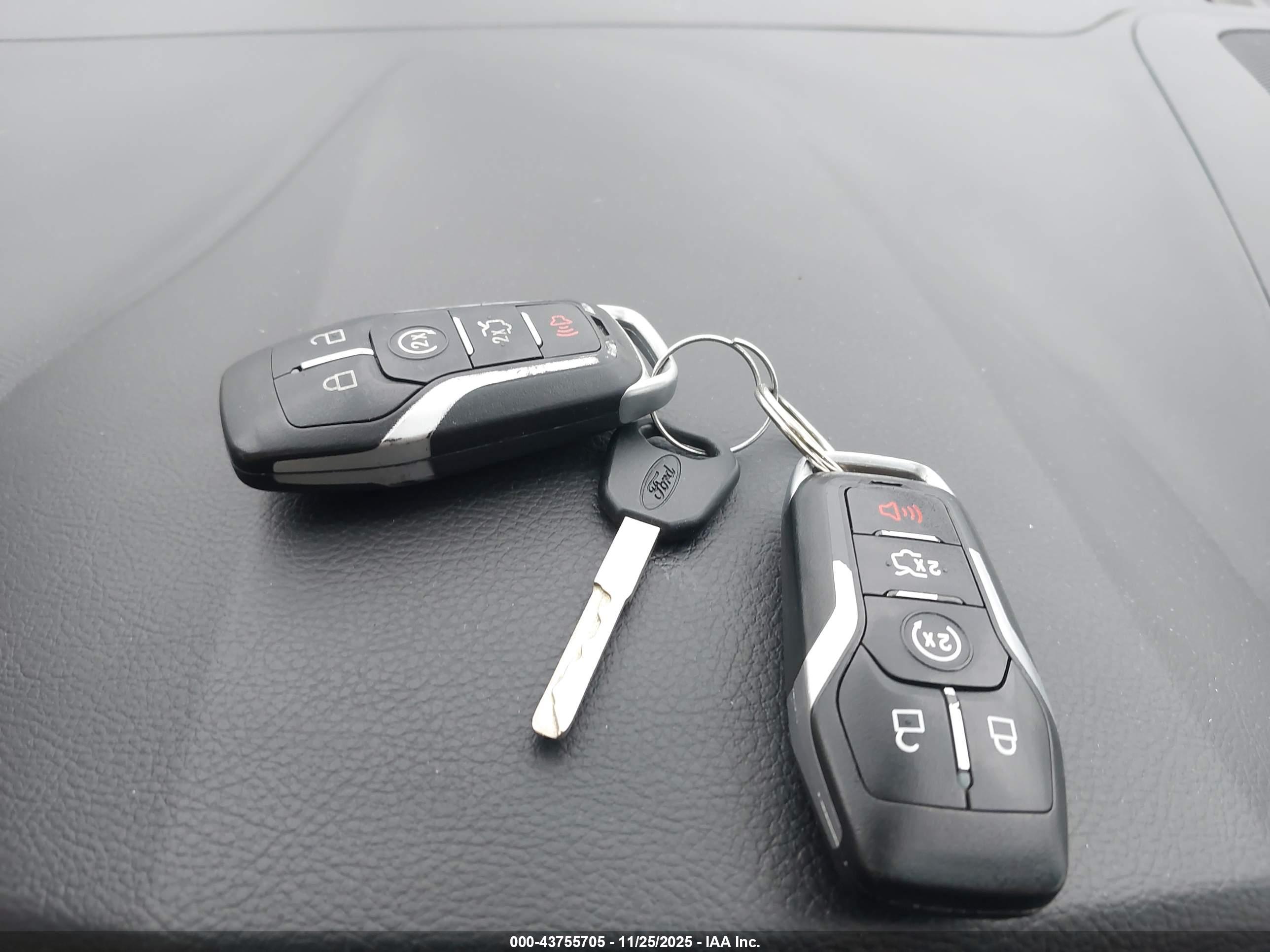FORD EDGE image 11