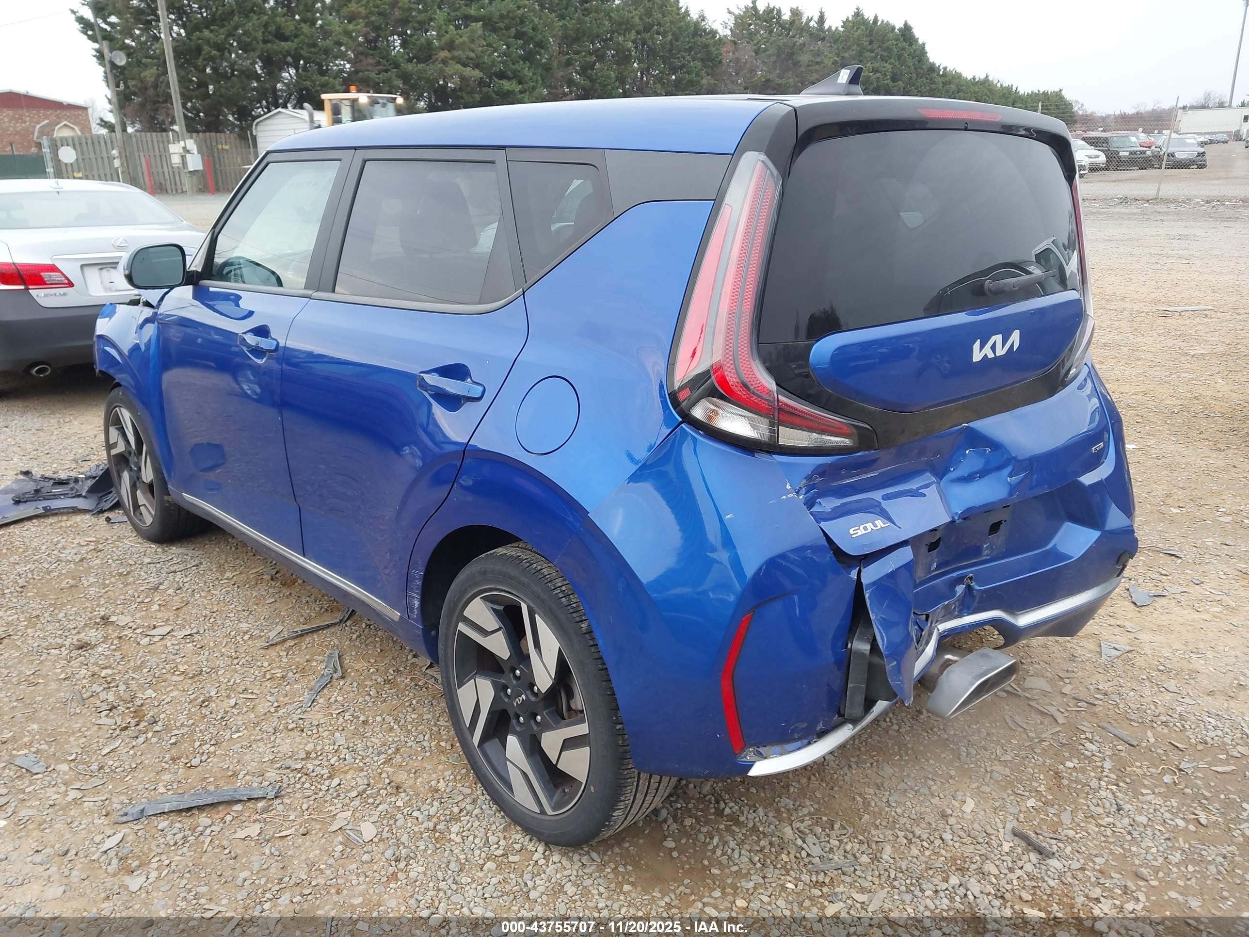 KIA SOUL image 3