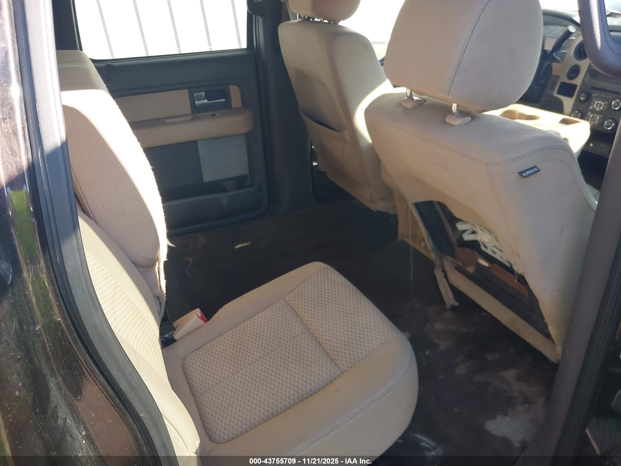 FORD F-150 image 8