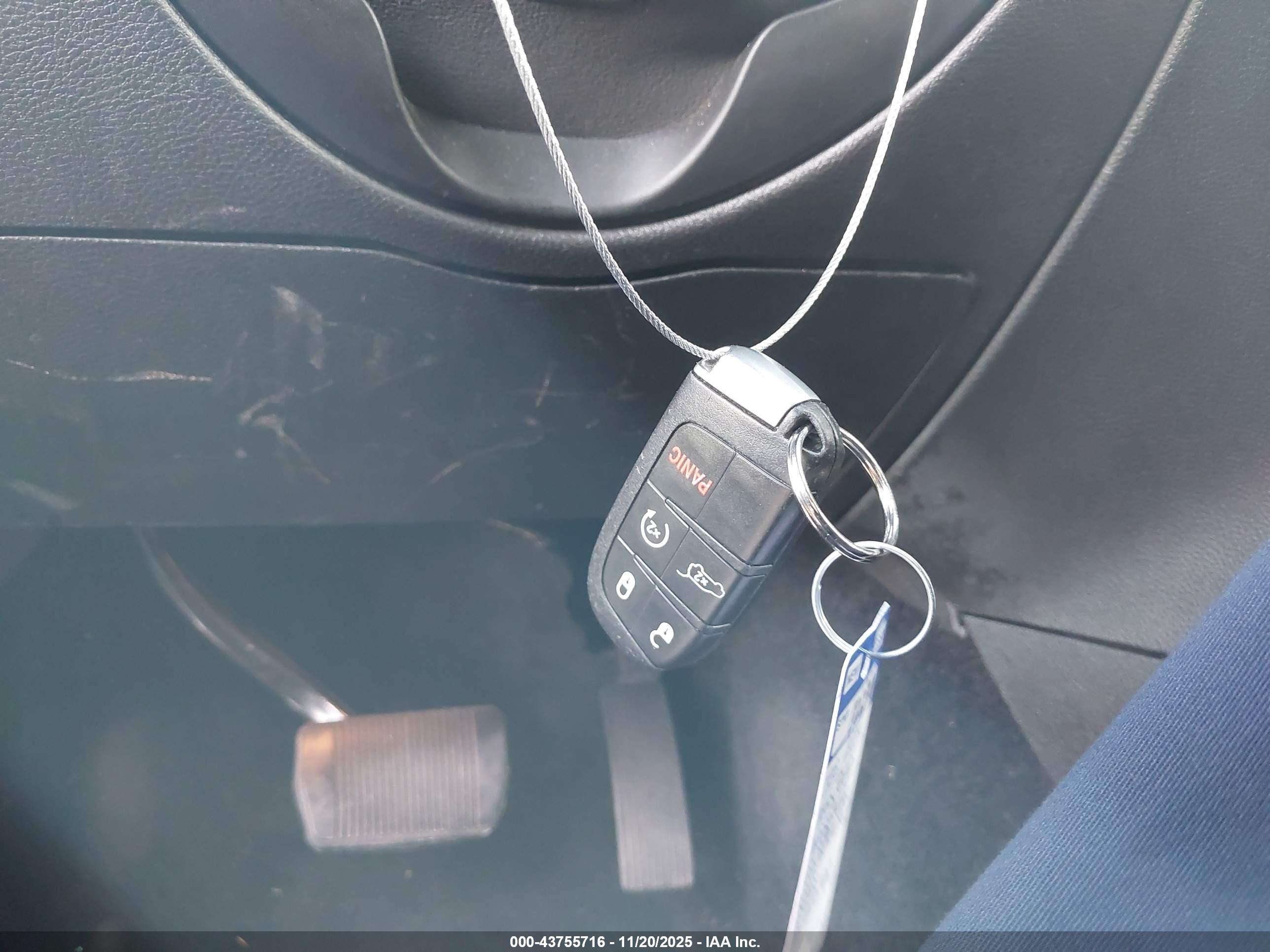 JEEP GRAND image 11