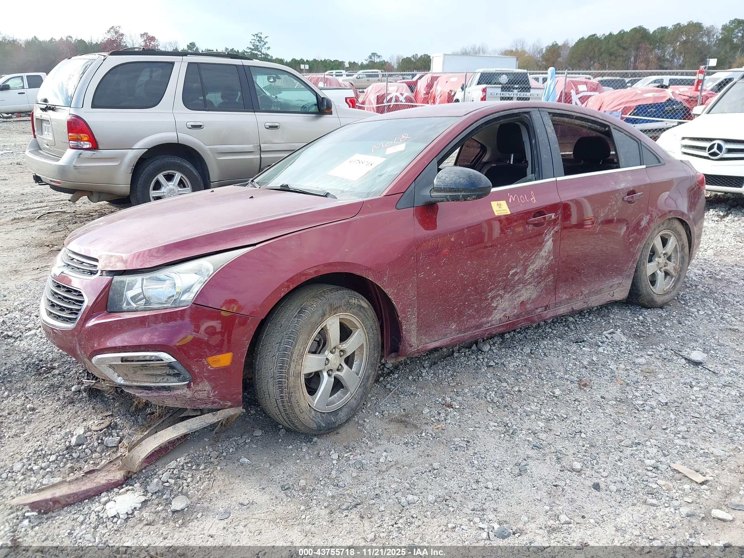 CHEVROLET CRUZE image 2