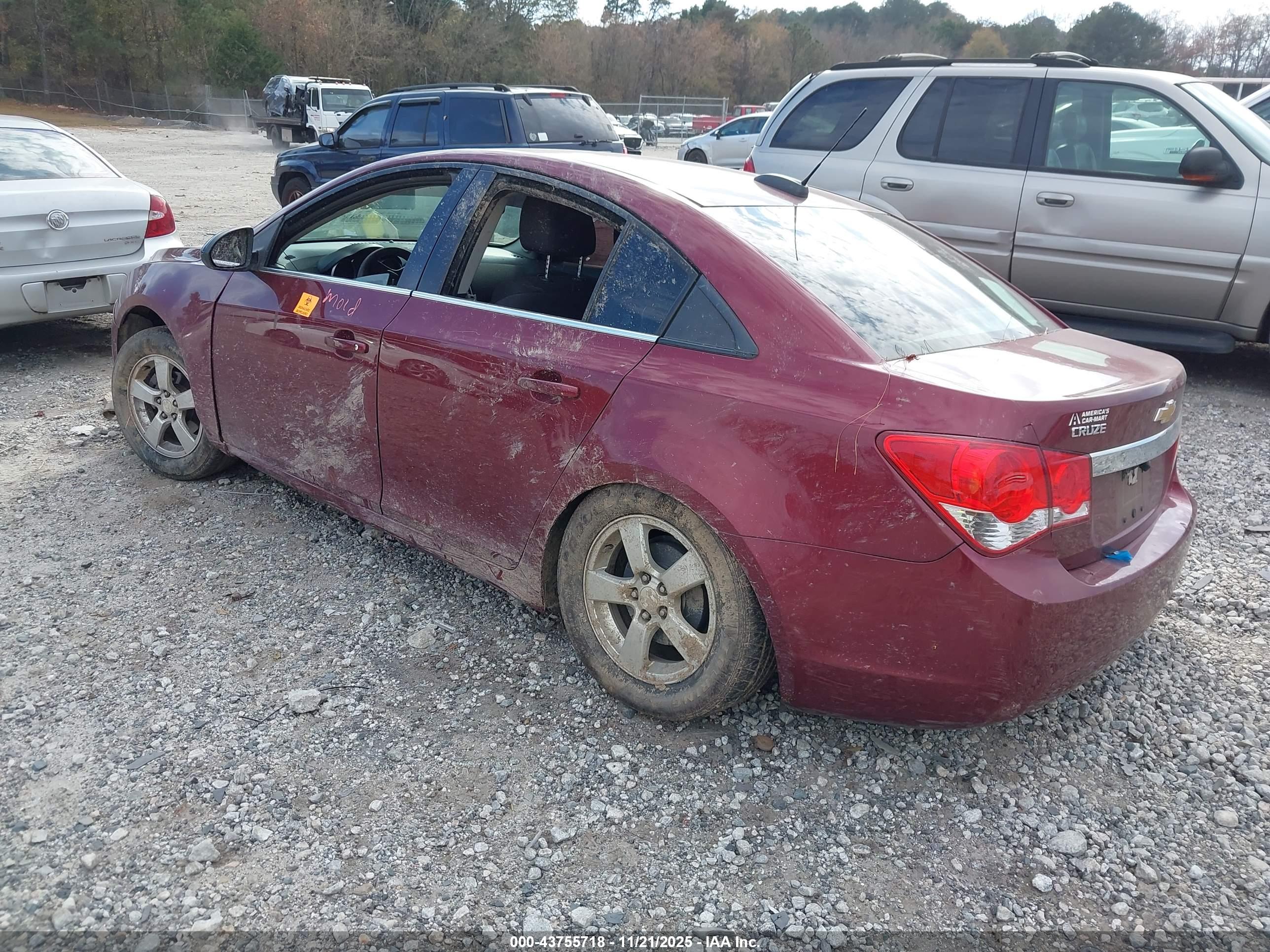 CHEVROLET CRUZE image 3