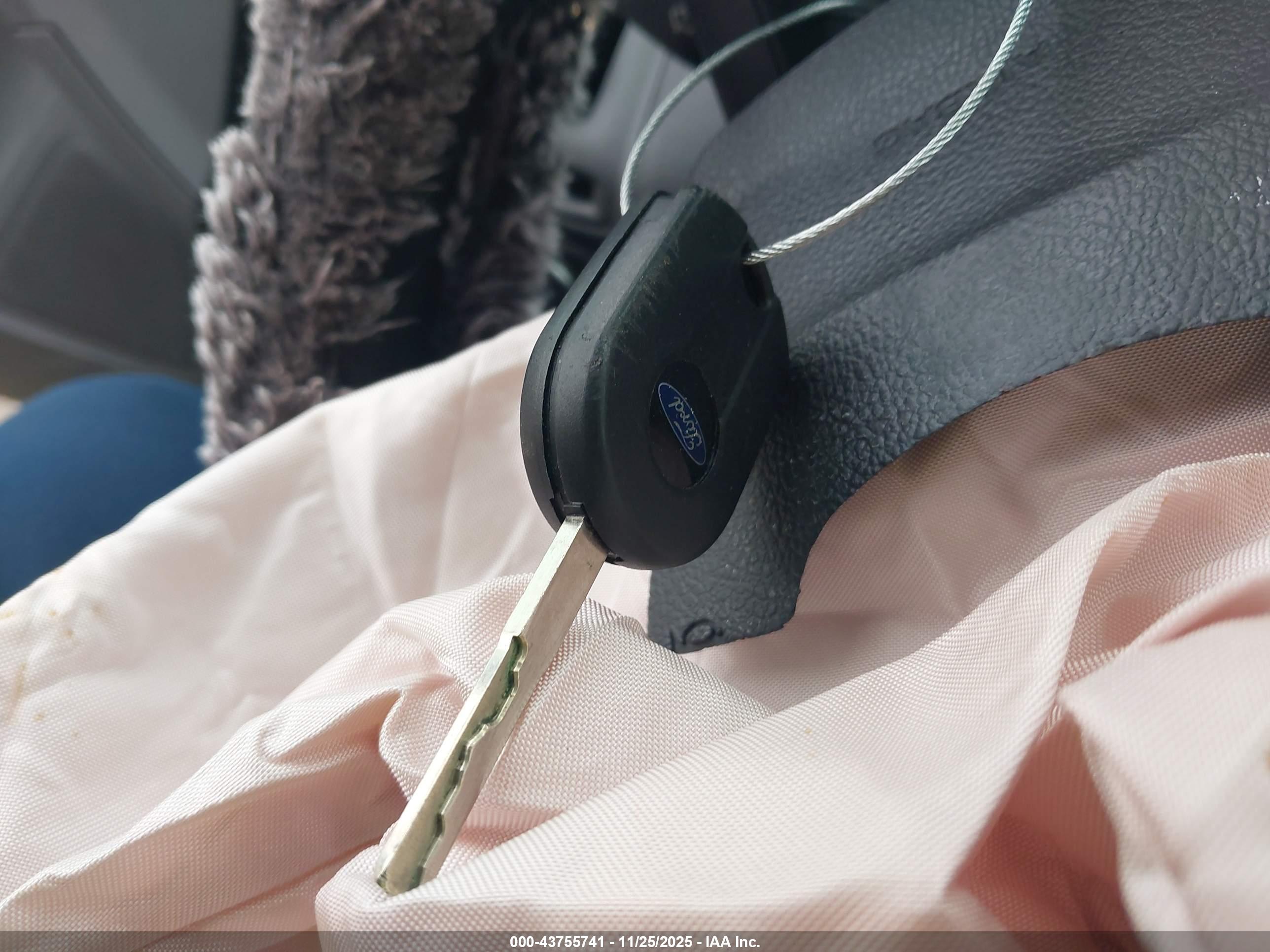 FORD FOCUS image 11