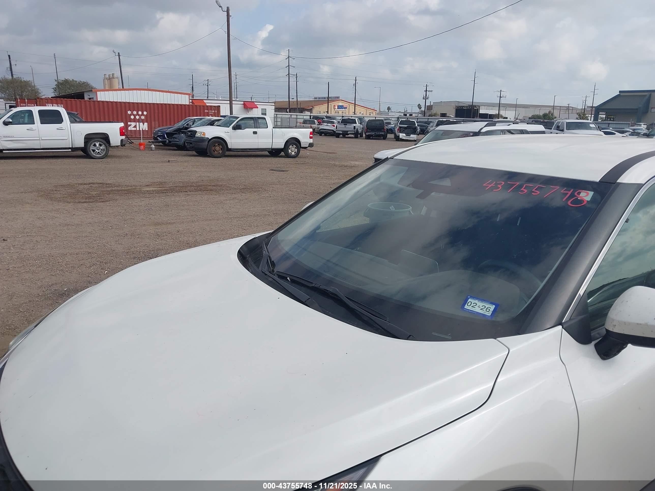NISSAN ROGUE image 6