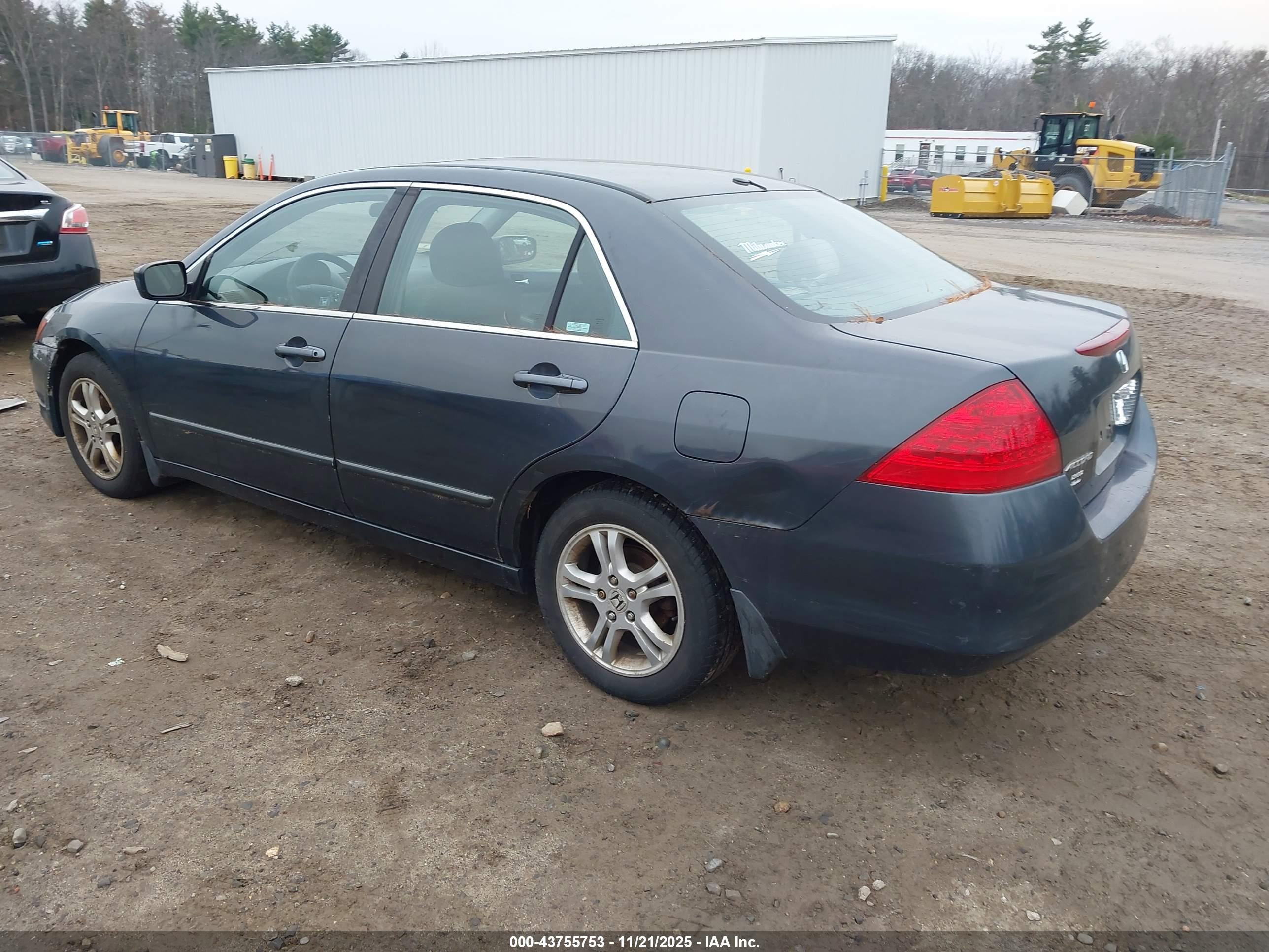 HONDA ACCORD image 3