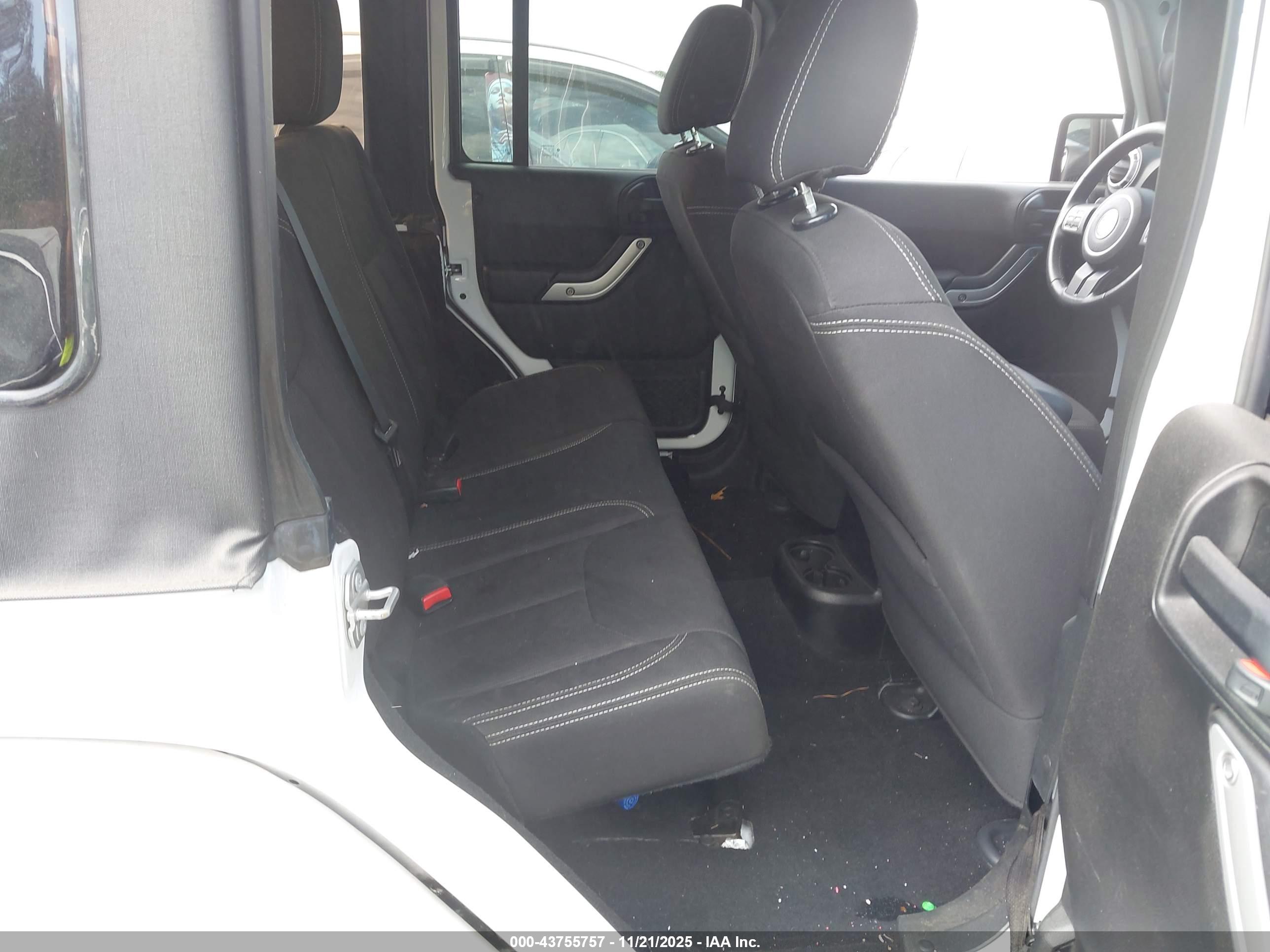 JEEP WRANGLER image 8