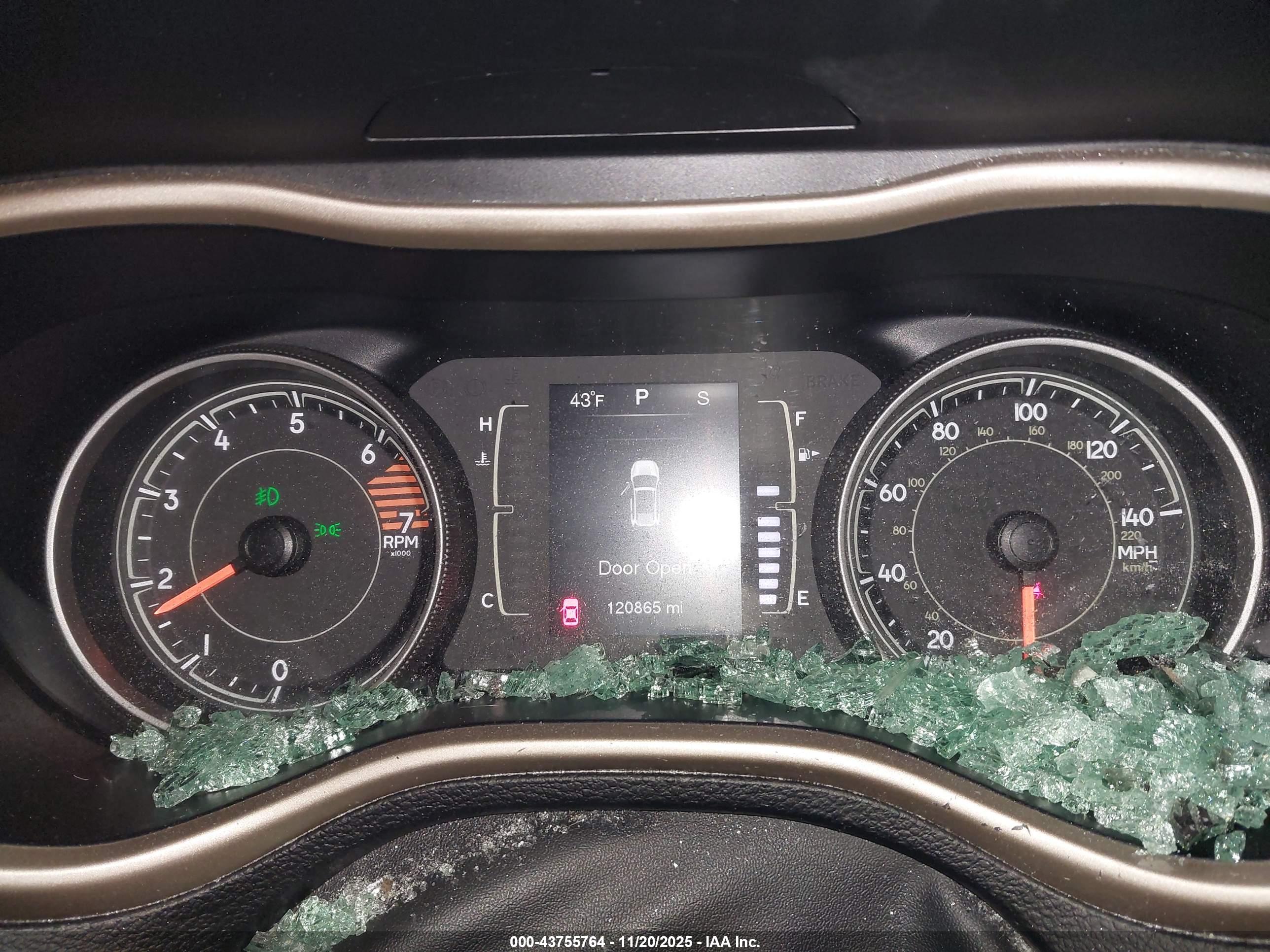JEEP CHEROKEE image 7
