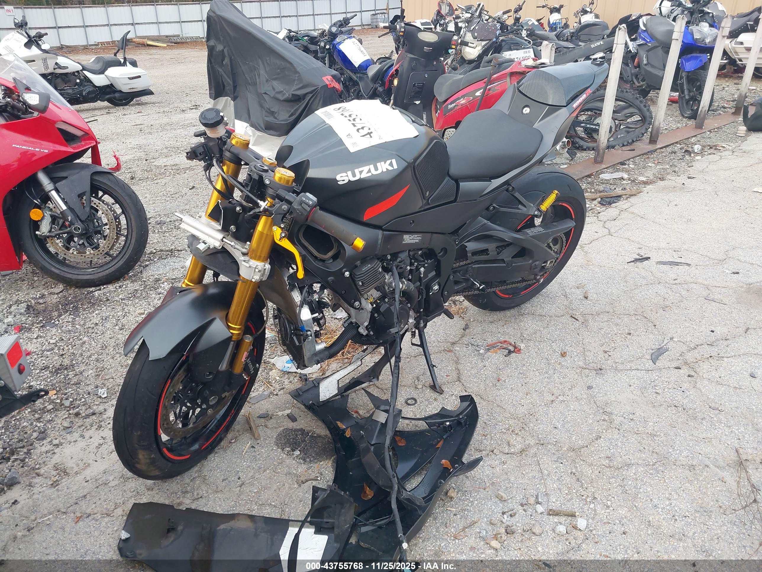 SUZUKI GSX-R1000 image 2