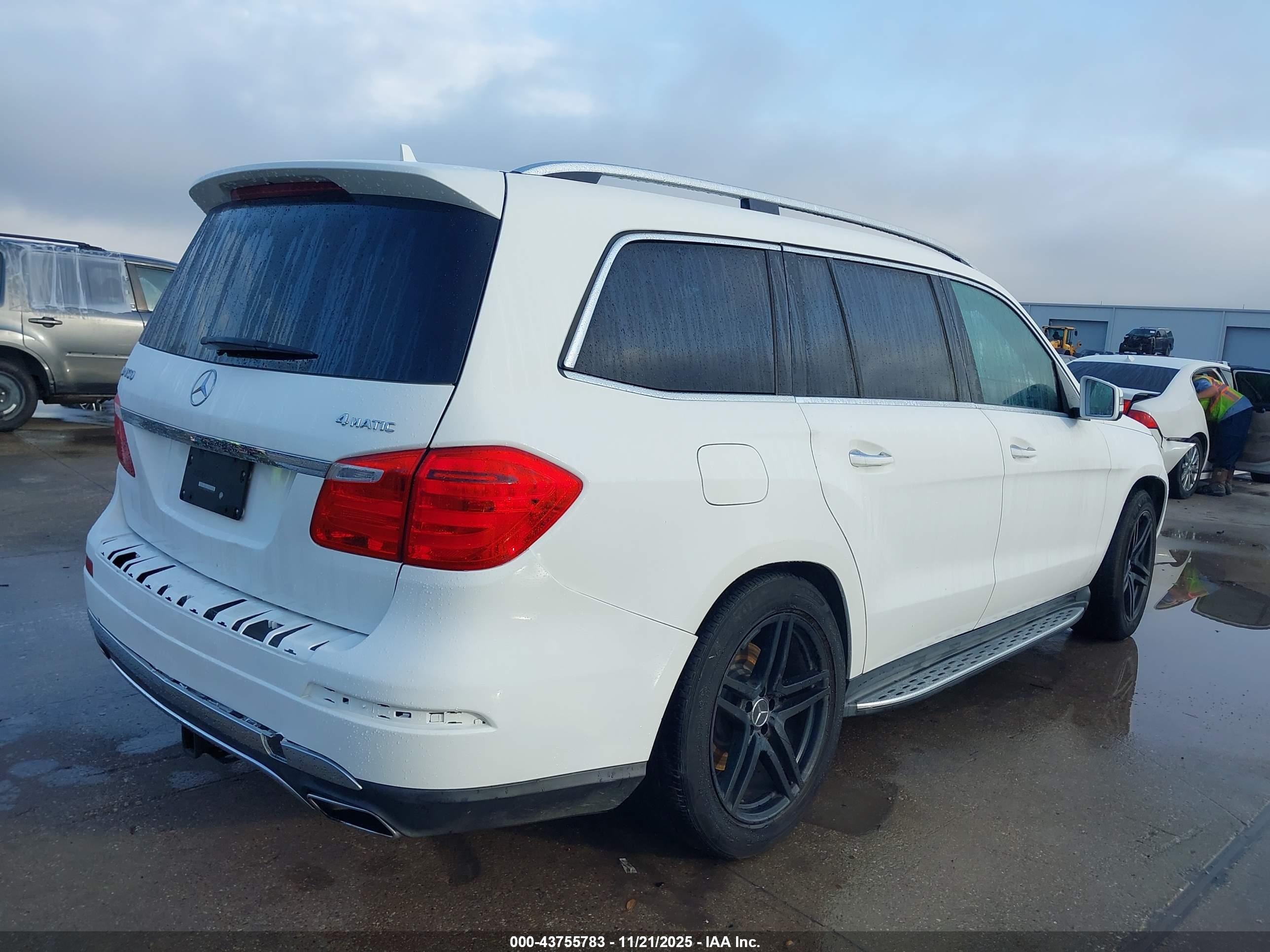 MERCEDES-BENZ GL image 4