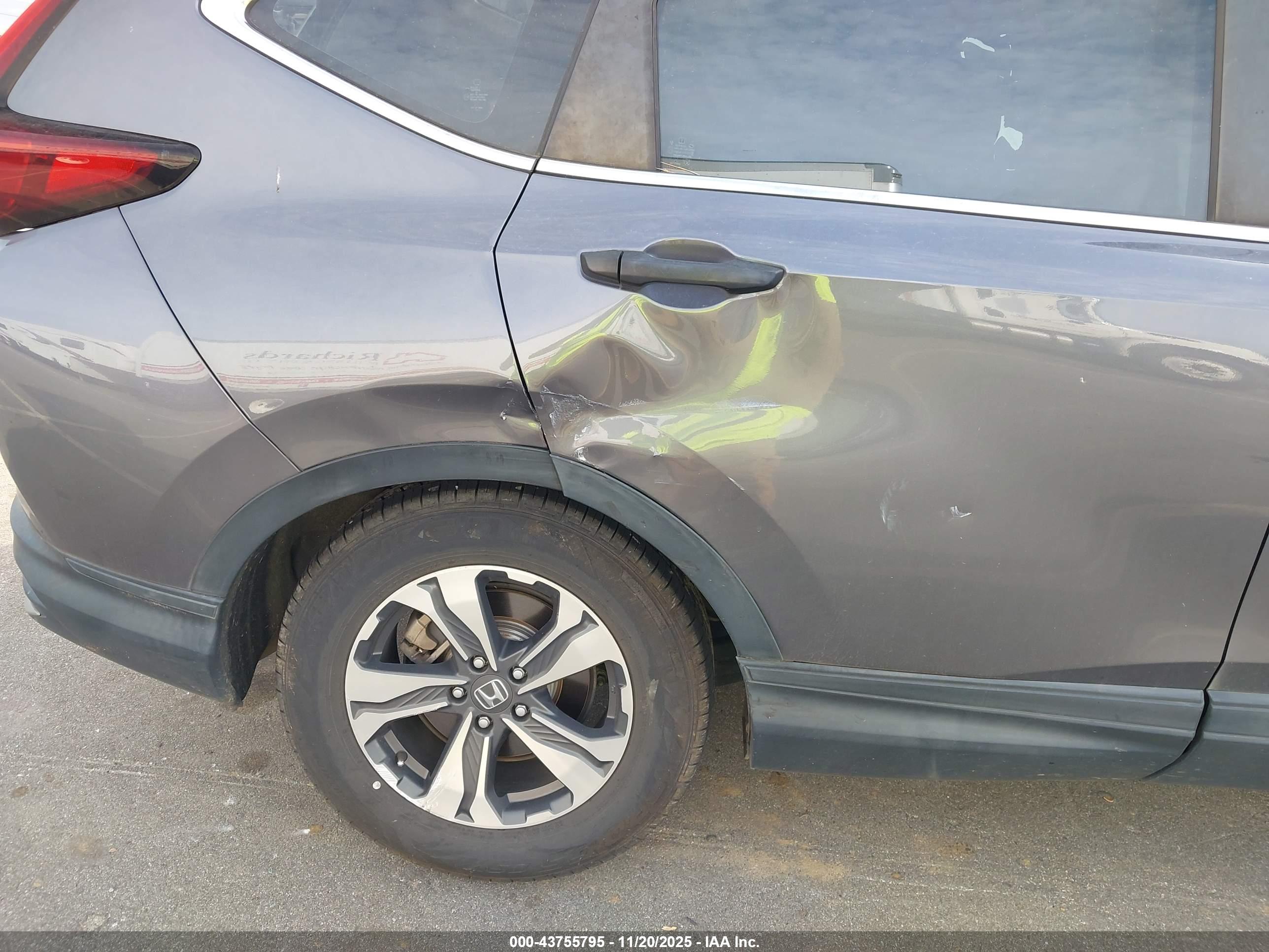 HONDA CR-V image 6
