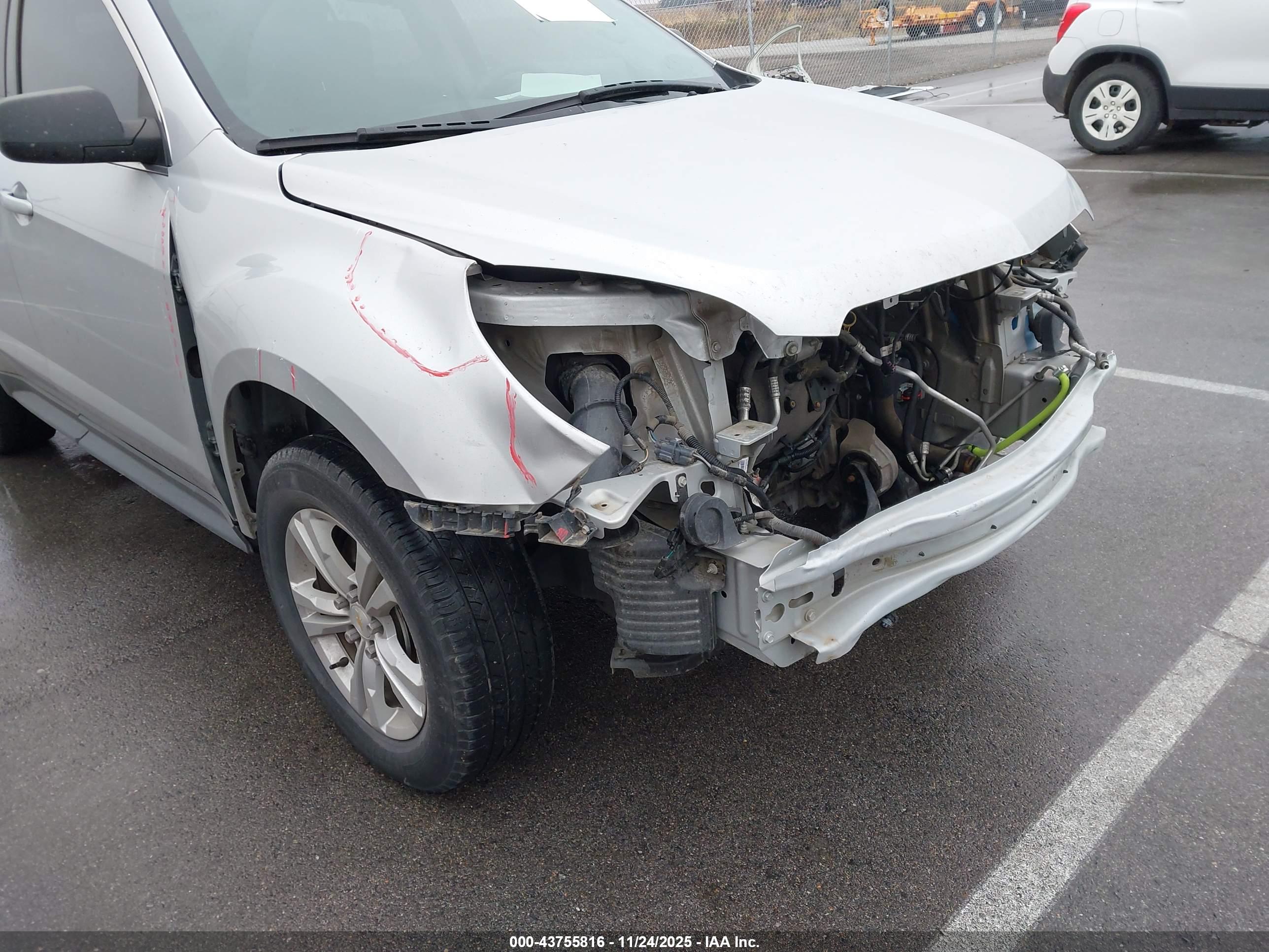 CHEVROLET EQUINOX image 6