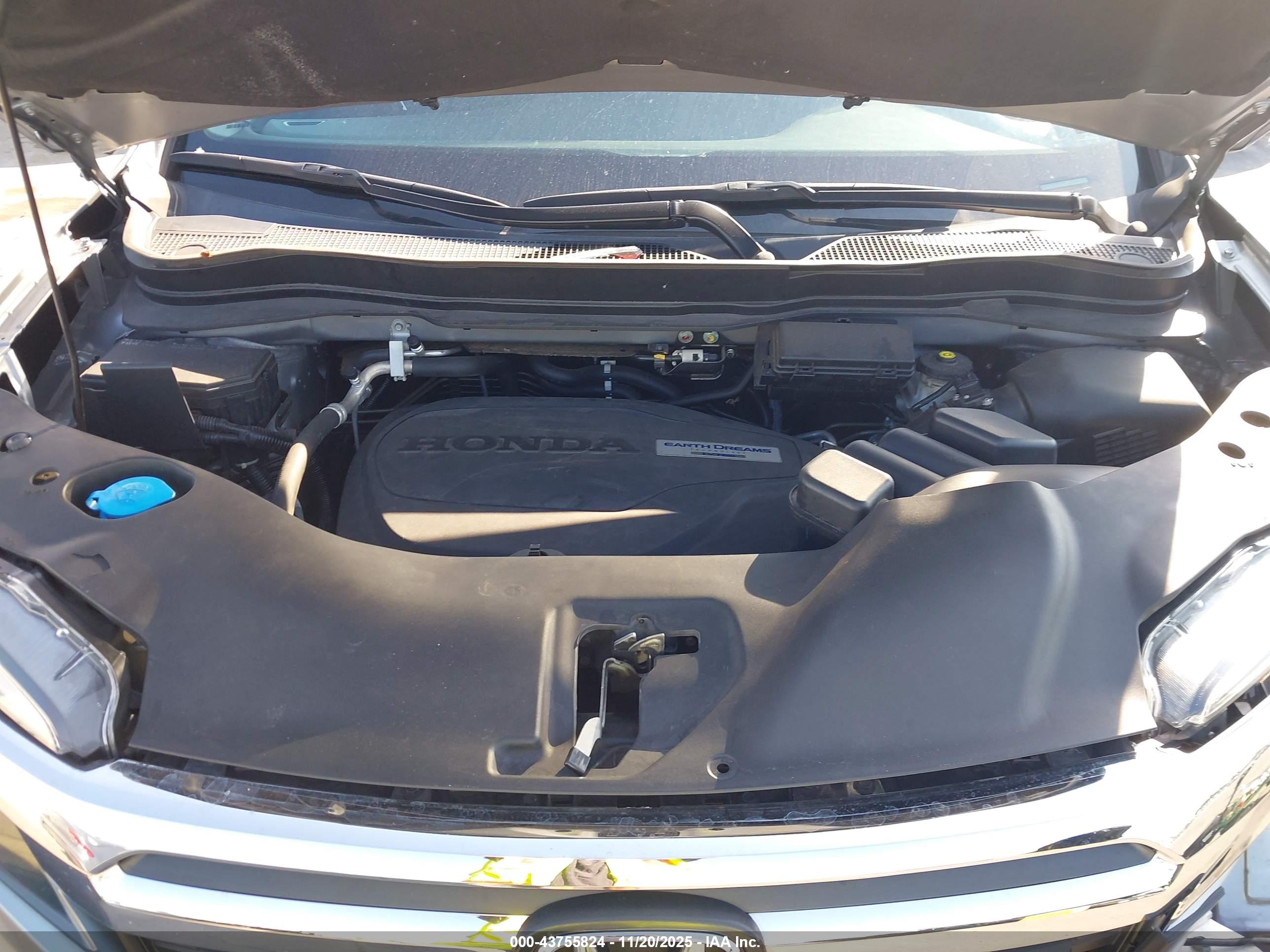 HONDA RIDGELINE image 10