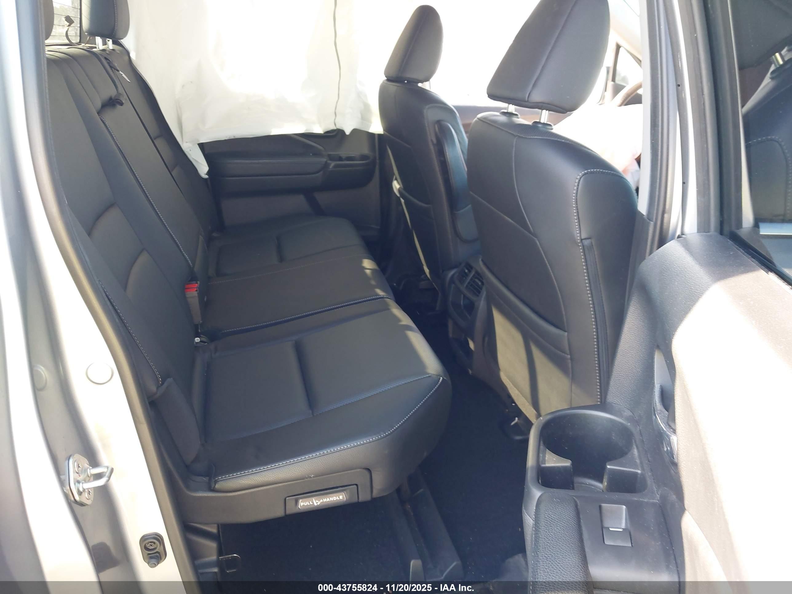 HONDA RIDGELINE image 8