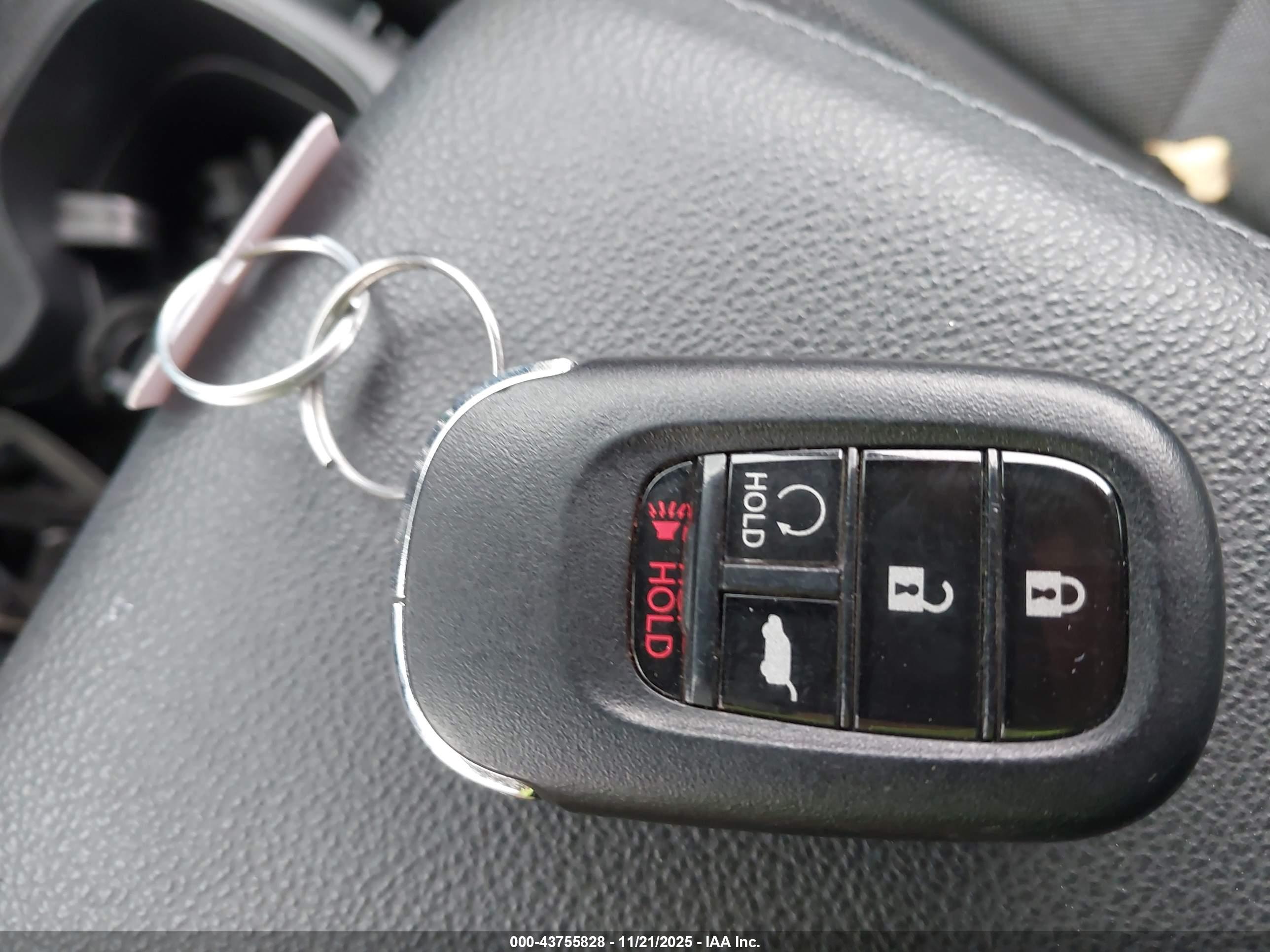 HONDA CR-V image 11