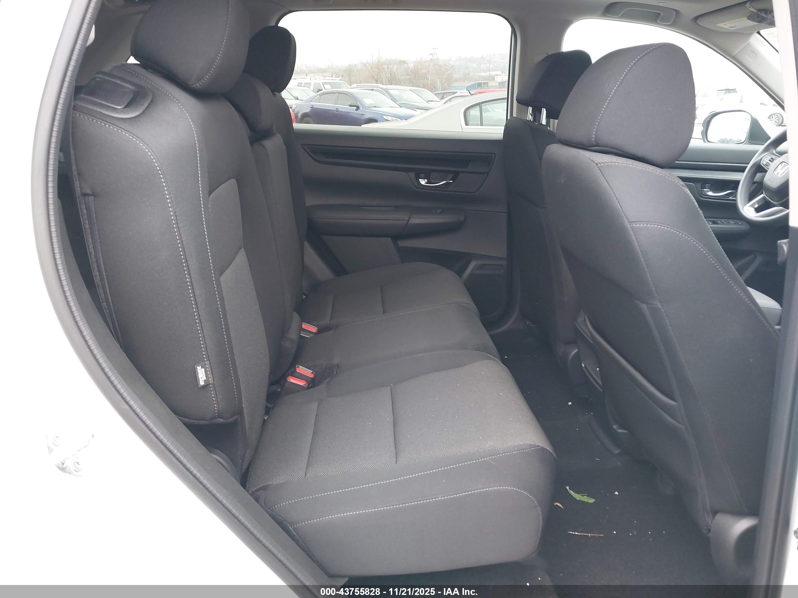 HONDA CR-V image 8