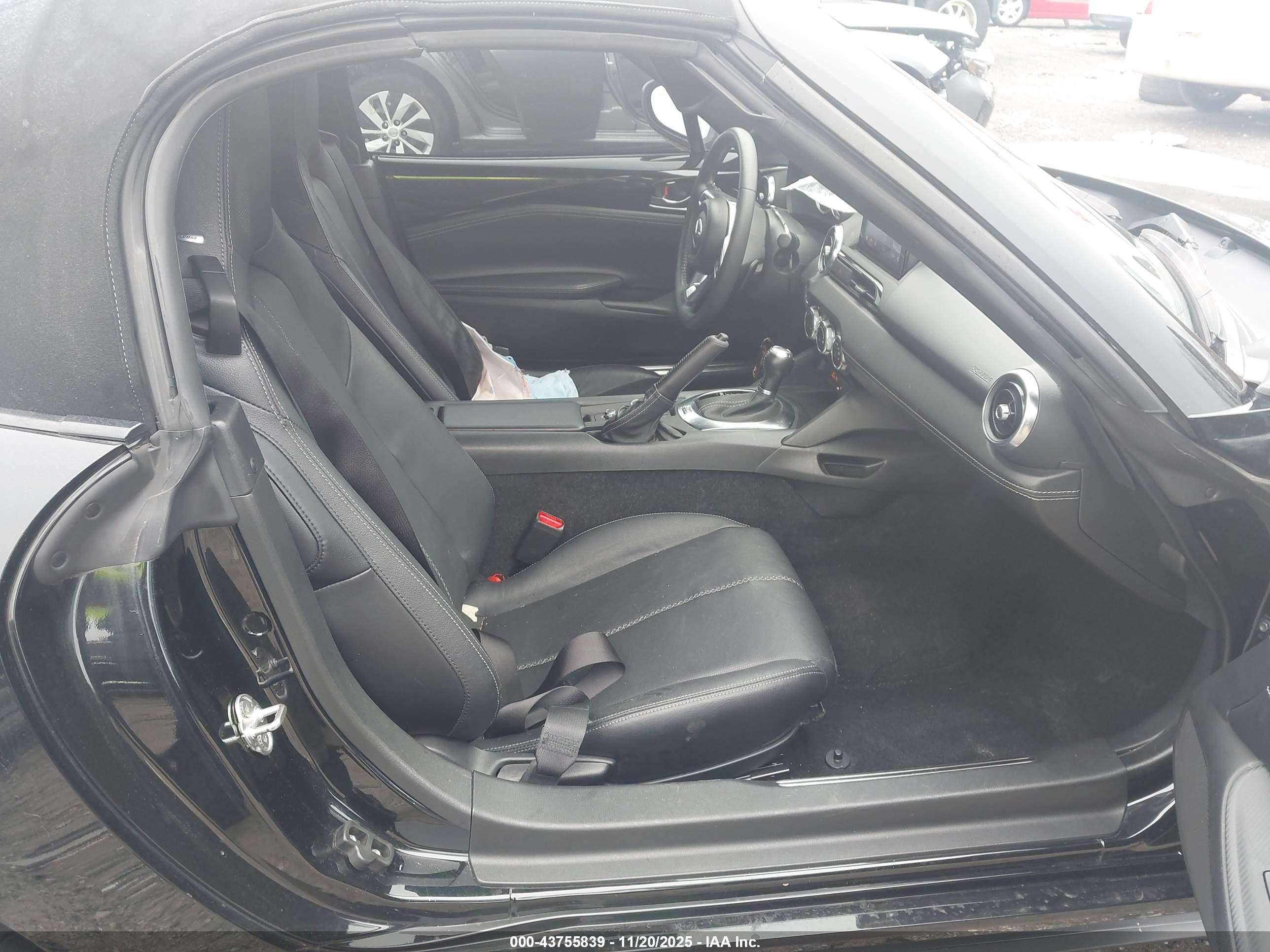 MAZDA MX-5 image 8