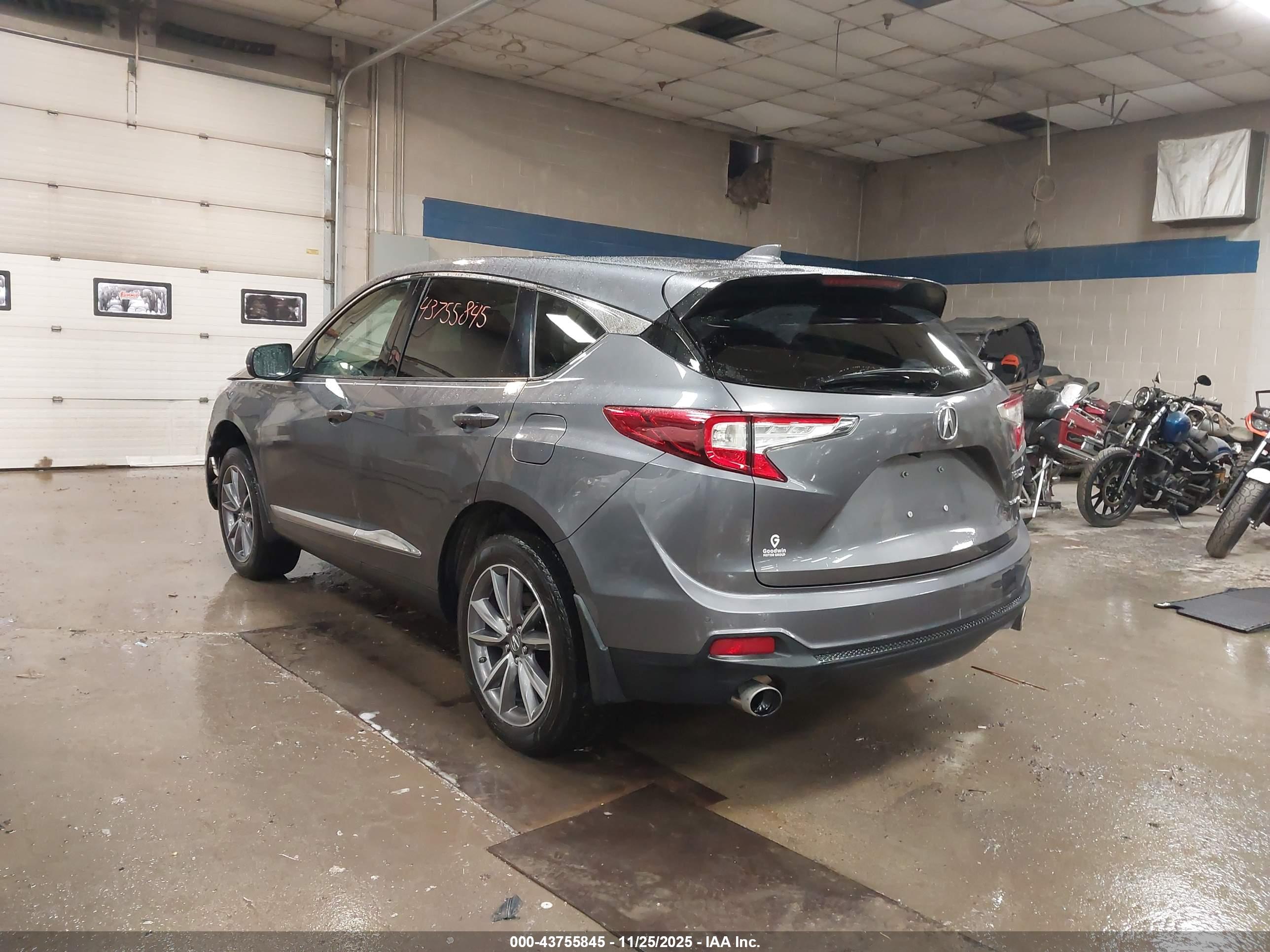 ACURA RDX image 3